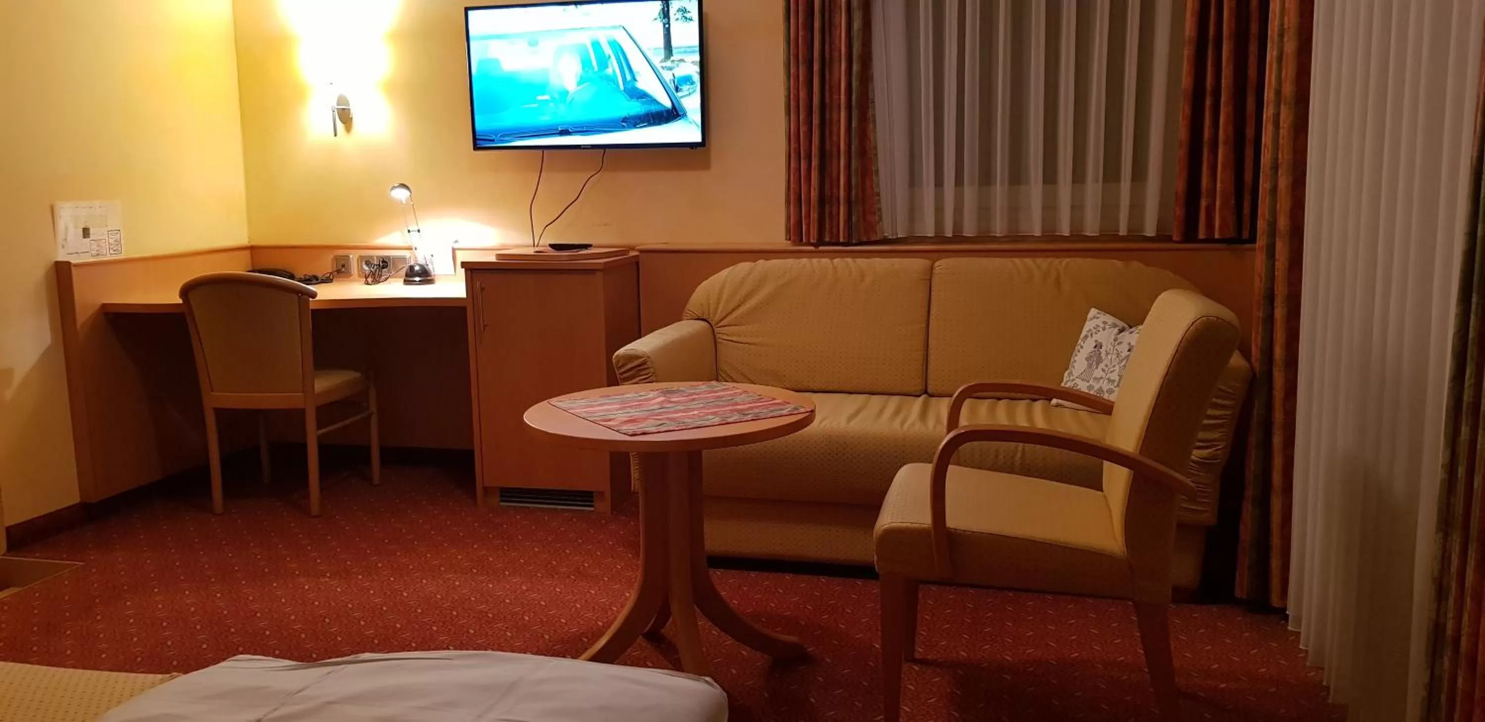 Photo of the whole room in Hotel-Restaurant Fröhlich