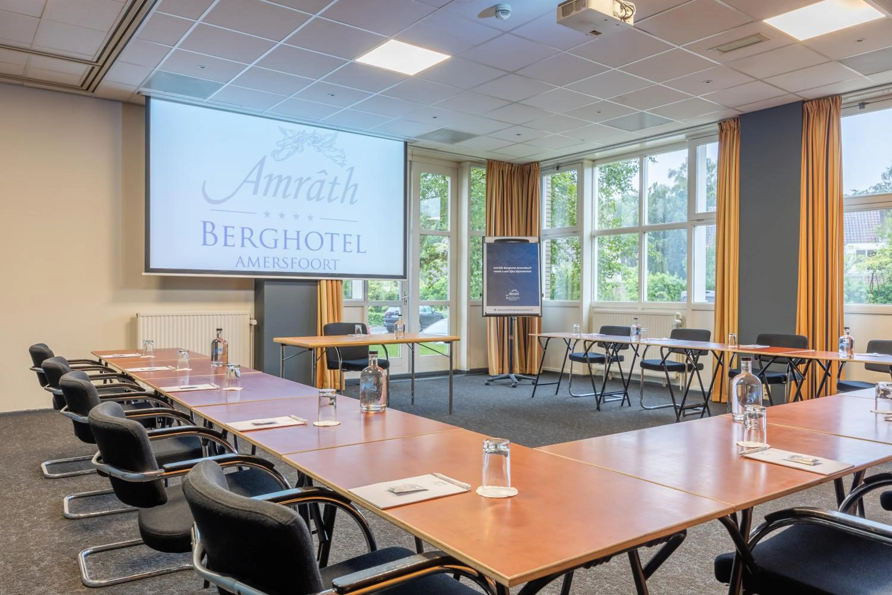 Meeting/conference room in Amrâth Berghotel Amersfoort