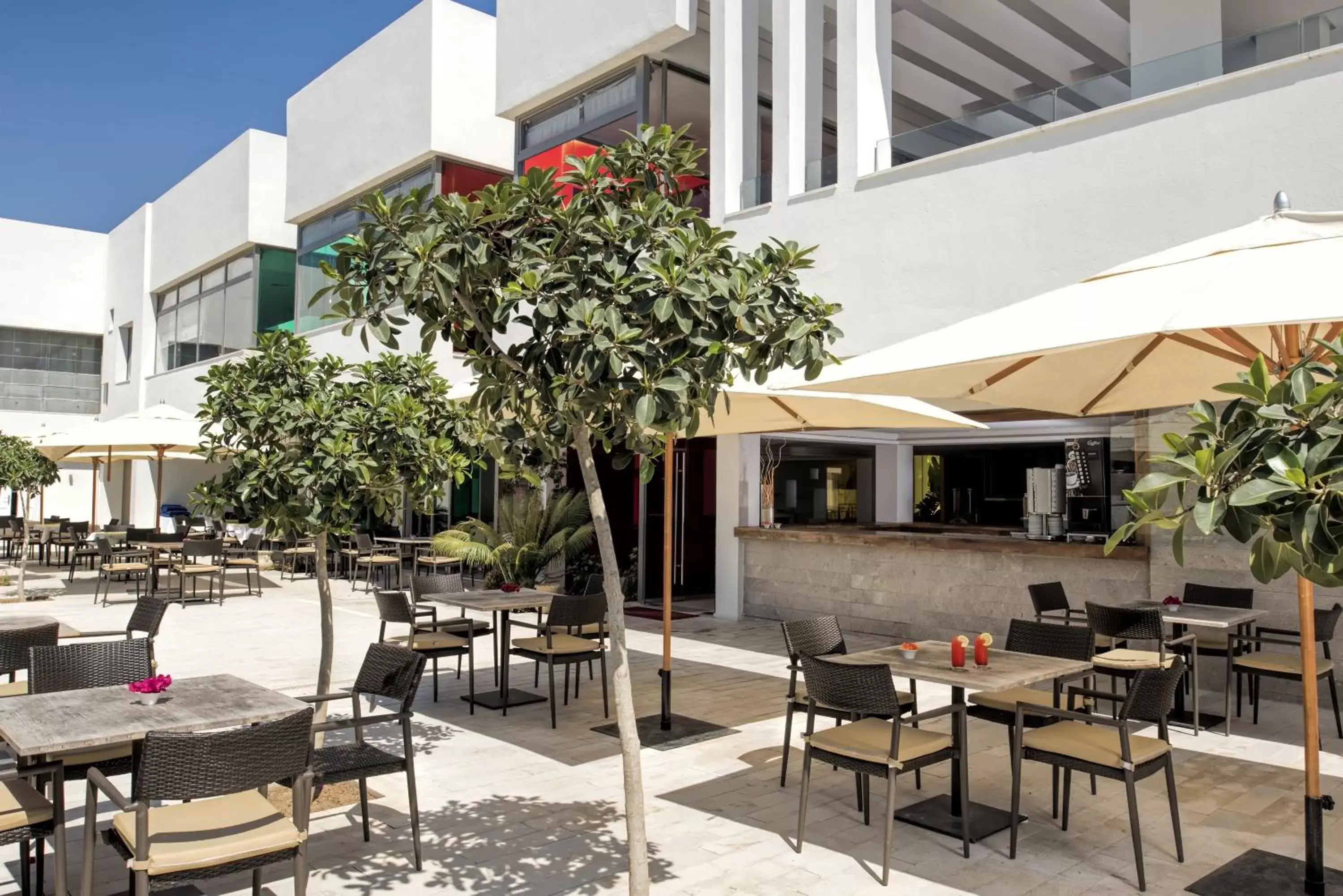 Restaurant/places to eat, Patio/Outdoor Area in Iberostar Selection Diar El Andalous