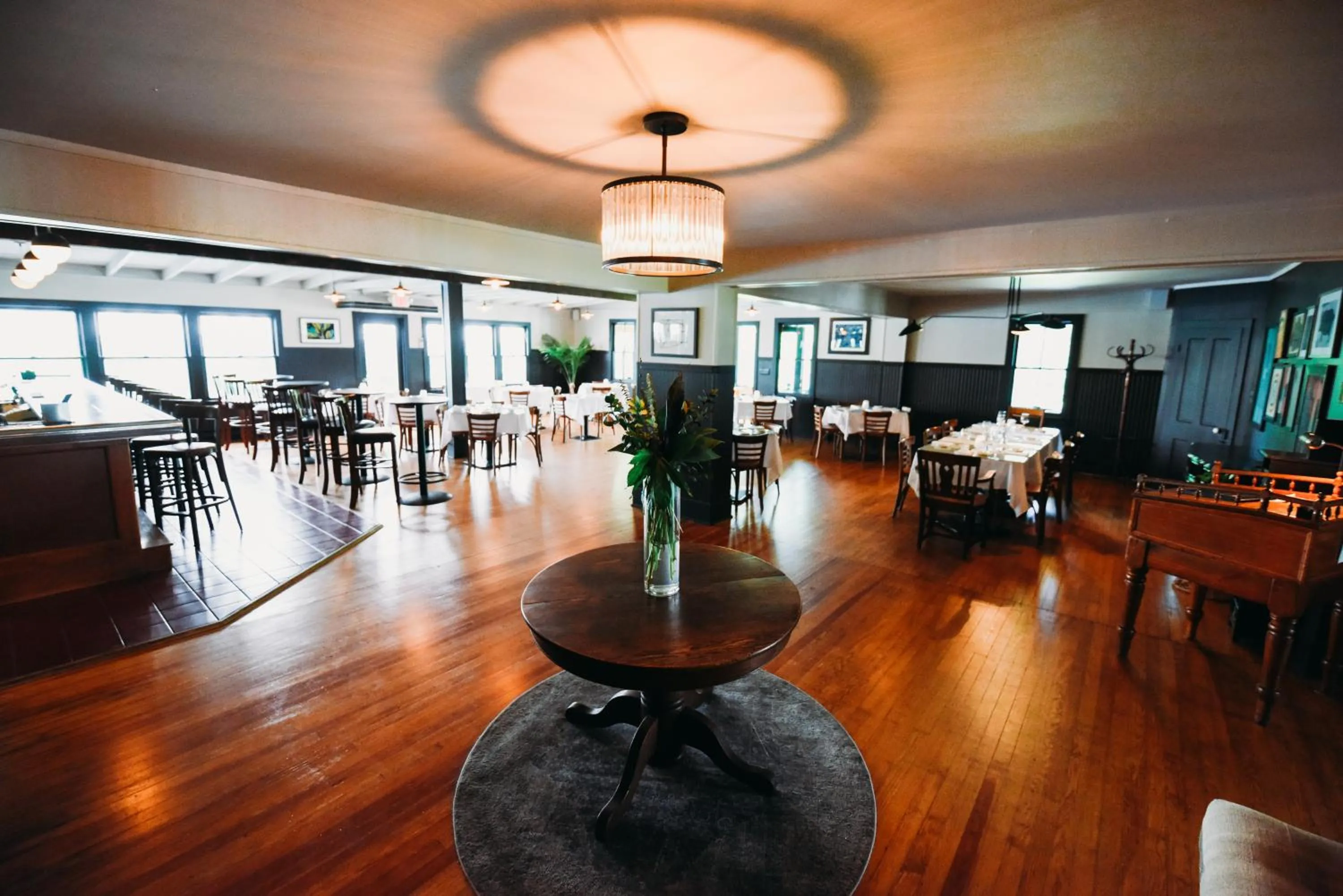 Restaurant/places to eat in Rainbow Mountain Resort - LGBTQ Friendly