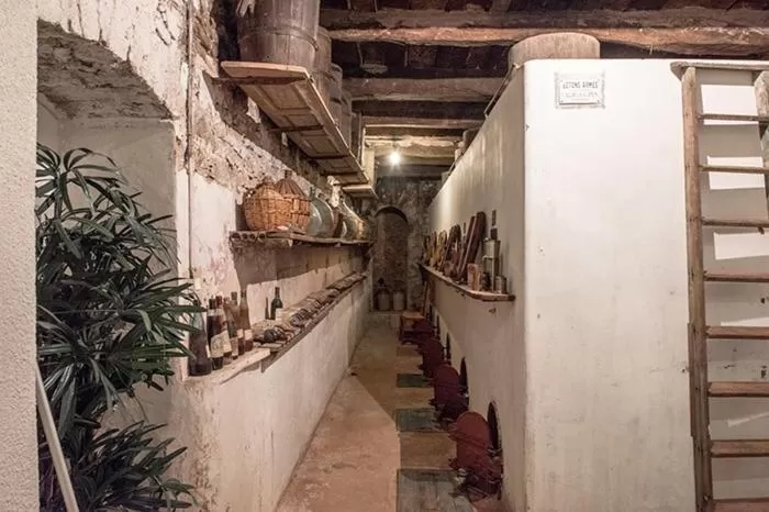 Property building in Bed and Breakfast La Grande Lauzade