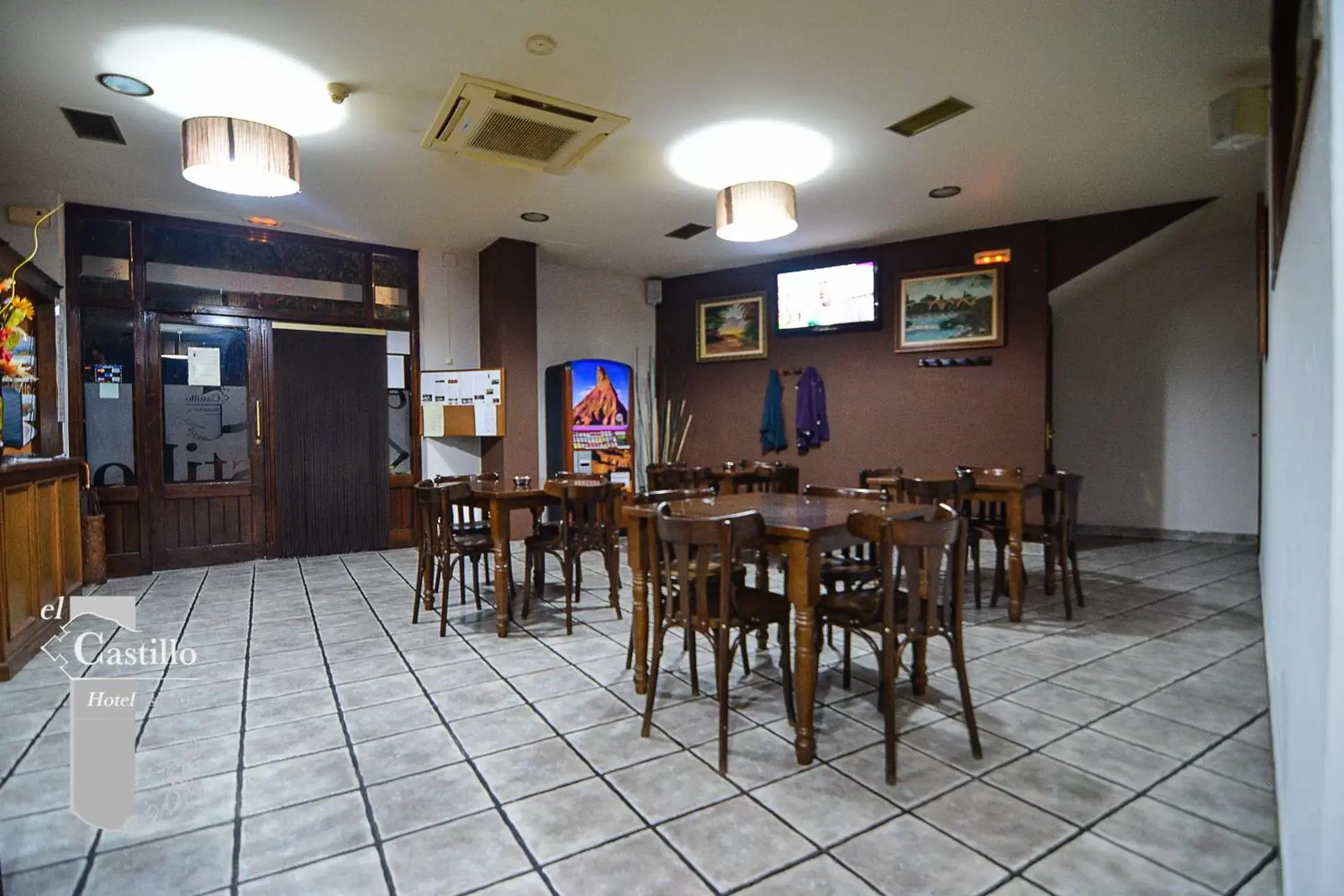 Lounge or bar, Restaurant/Places to Eat in Hotel Rural el Castillo