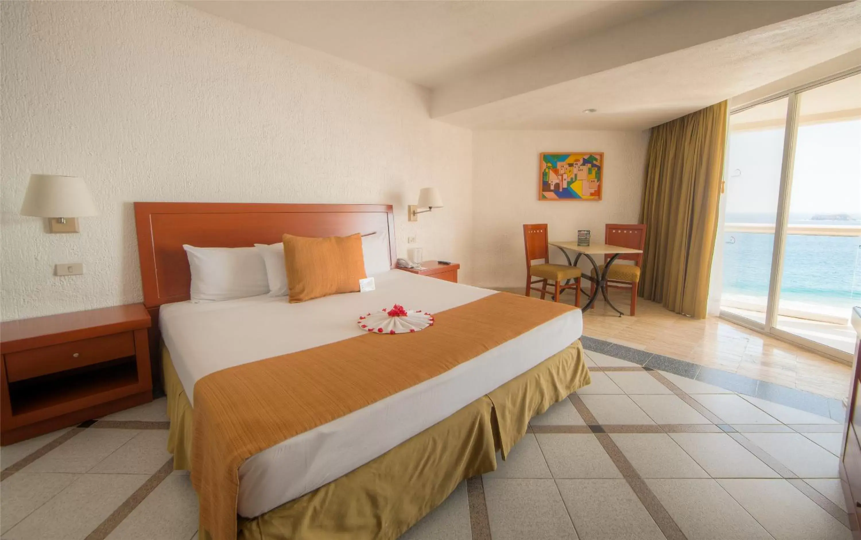 Sea view, Bed in Park Royal Beach Ixtapa - All Inclusive