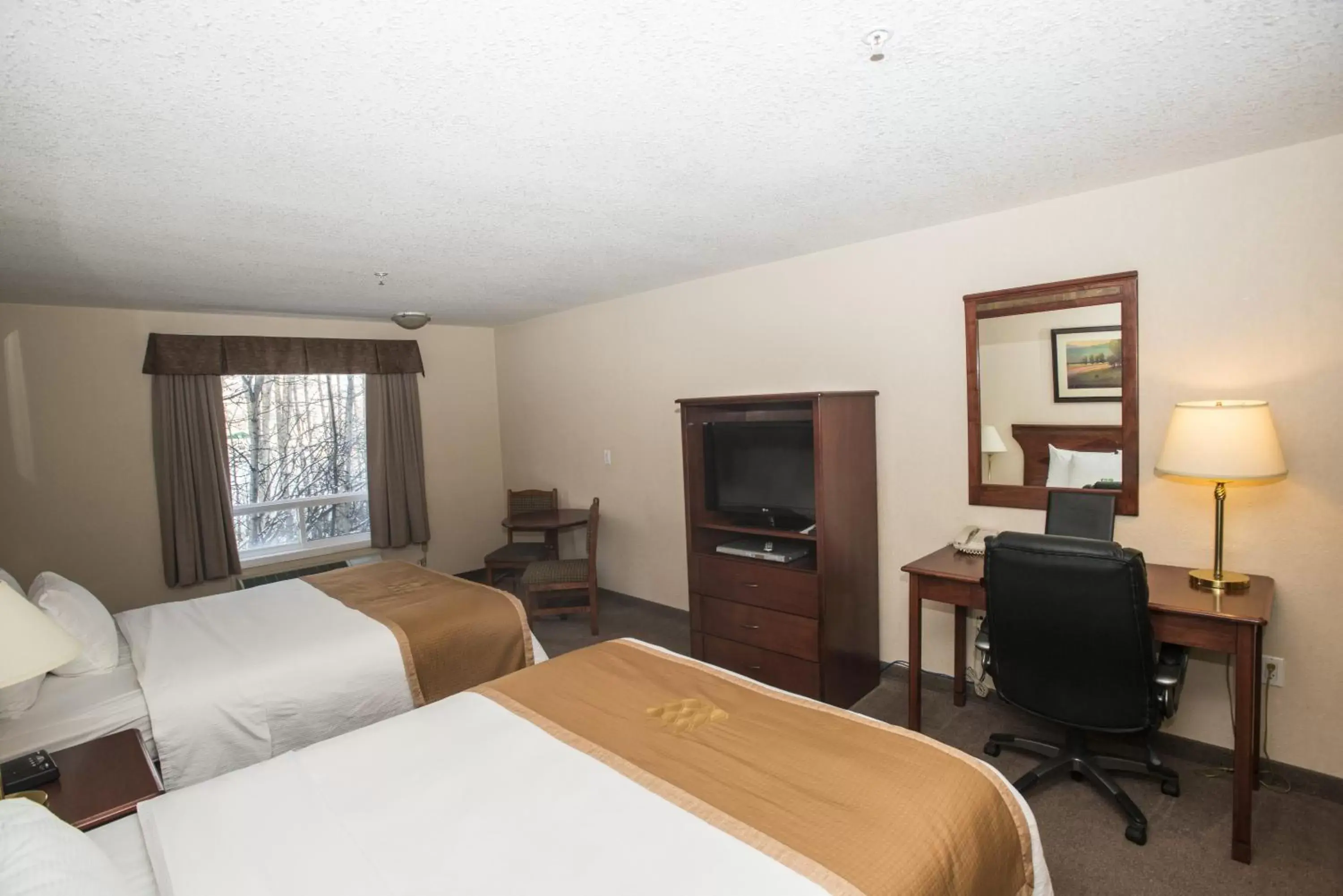 TV/Entertainment Center in Lakeview Inns & Suites - Chetwynd