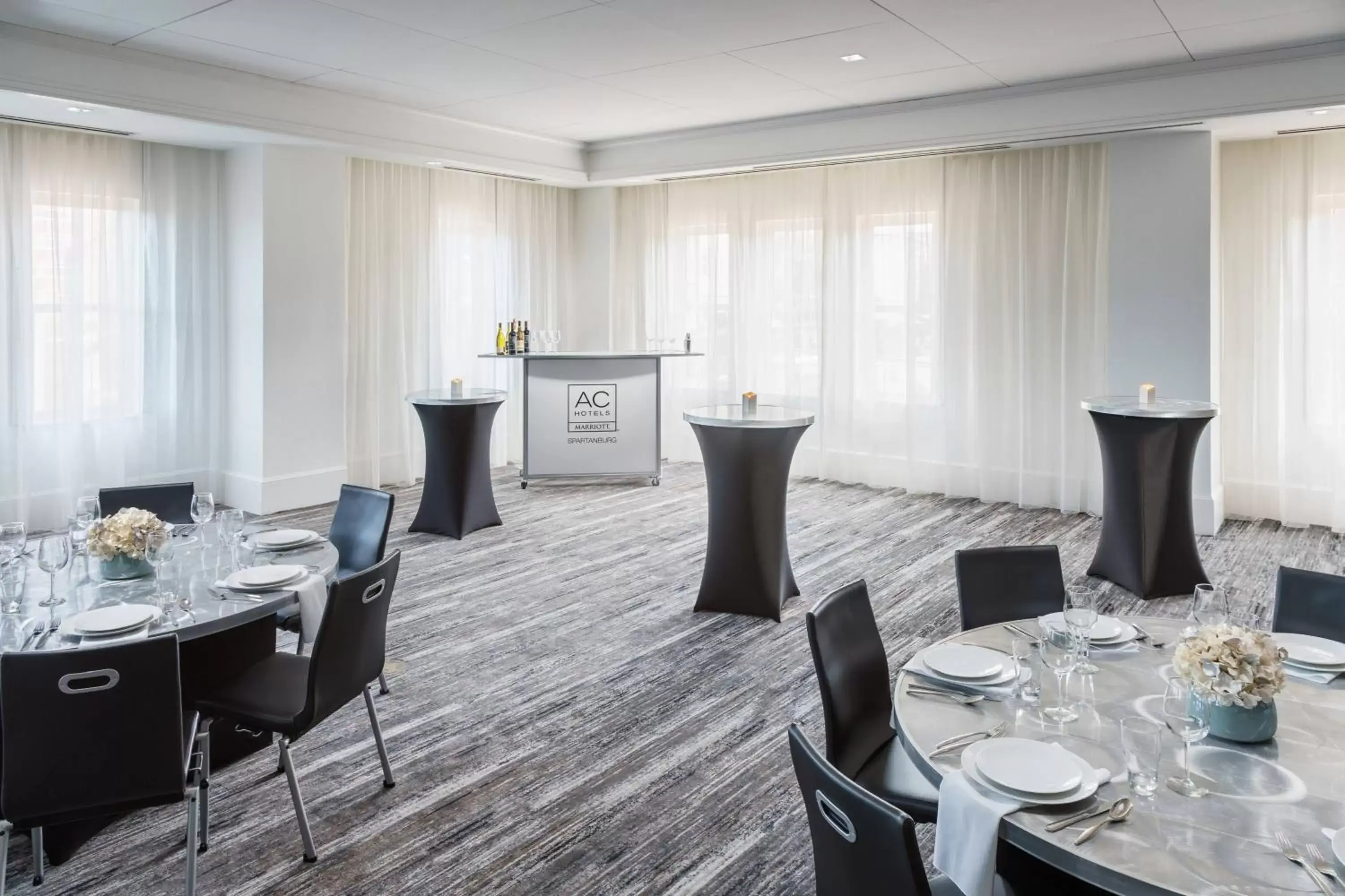 Meeting/conference room, Restaurant/Places to Eat in AC Hotel by Marriott Spartanburg