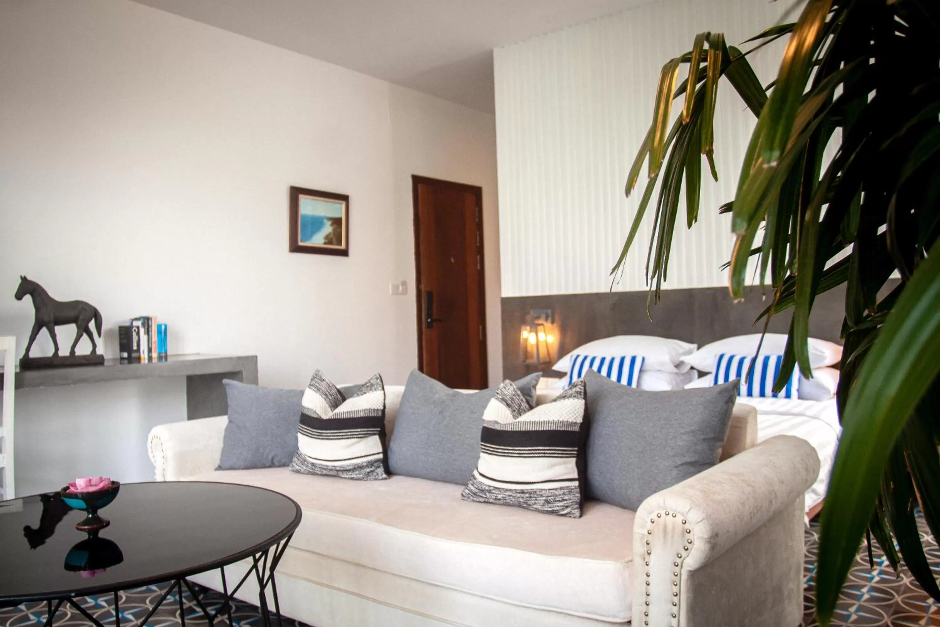 Bedroom, Seating Area in William's Houses