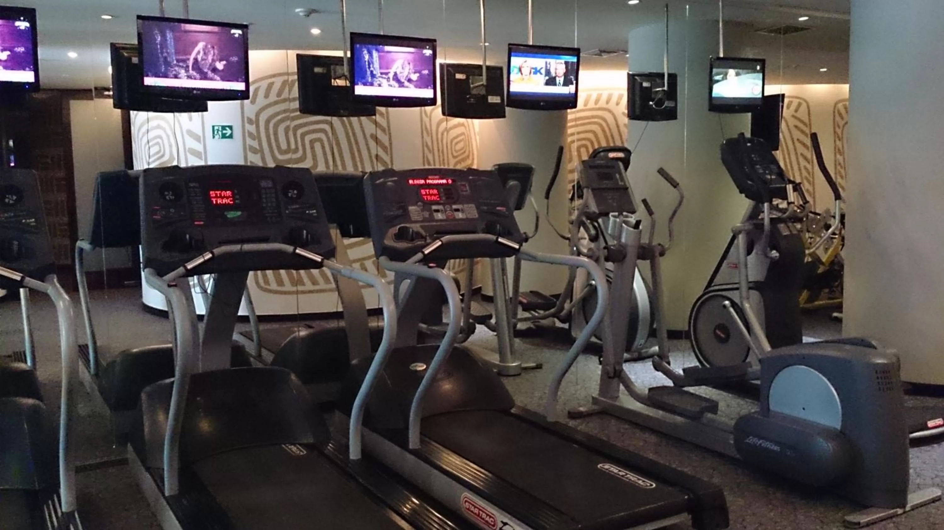 Fitness centre/facilities in Decapolis Hotel Panama City
