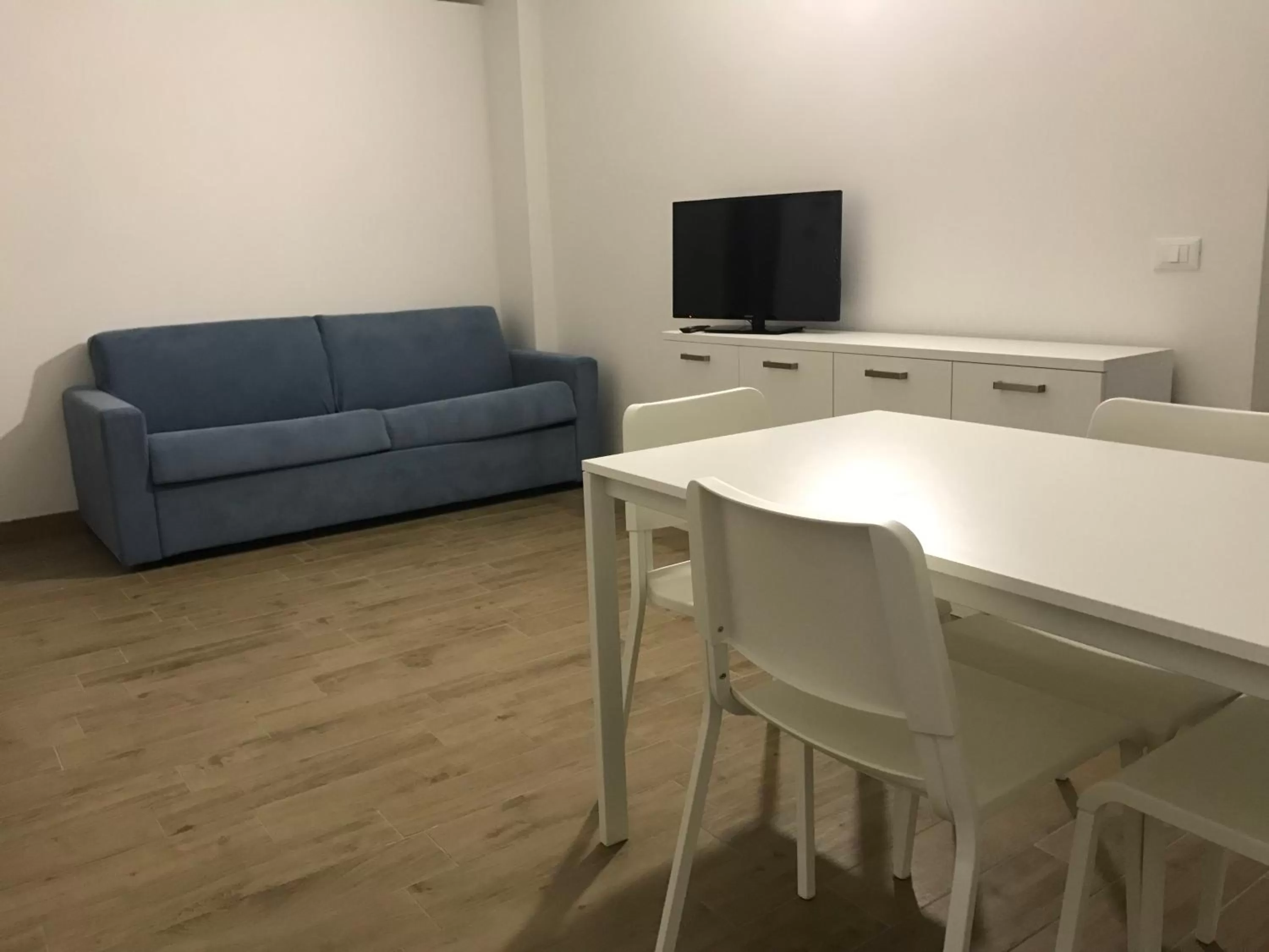 TV/Entertainment Center in Villa Canepa