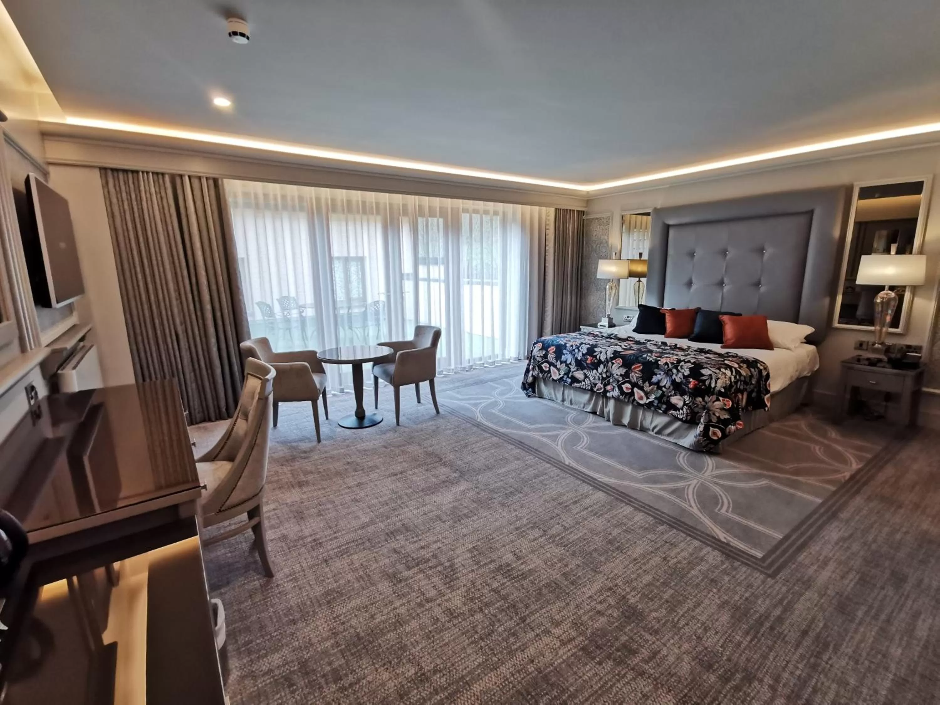 Bedroom in Errigal Country House Hotel