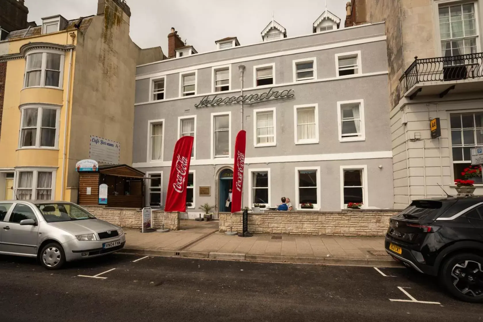 Property building in Alexandra Hotel Property building in Alexandra Hotel