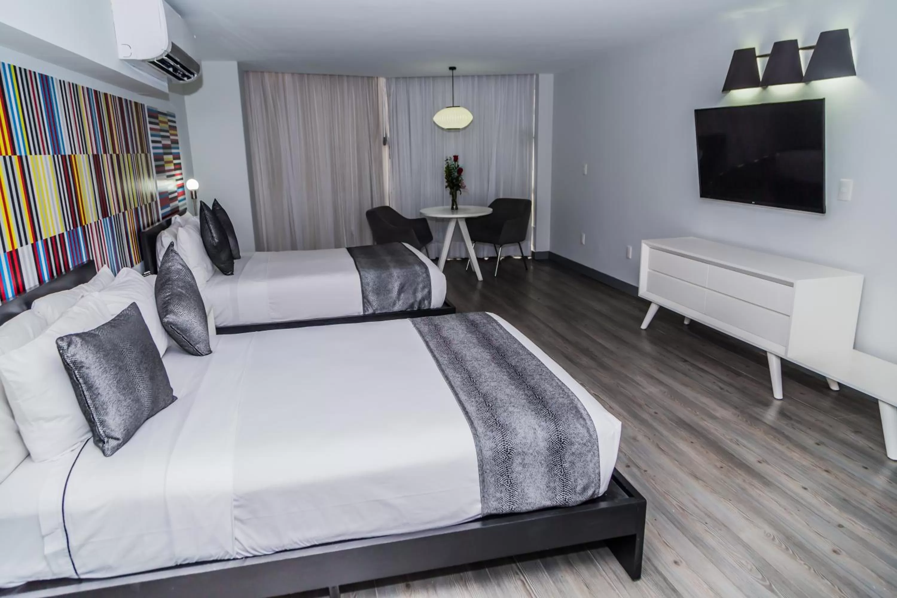 Other, Bed in Hotel El Ejecutivo by Reforma Avenue