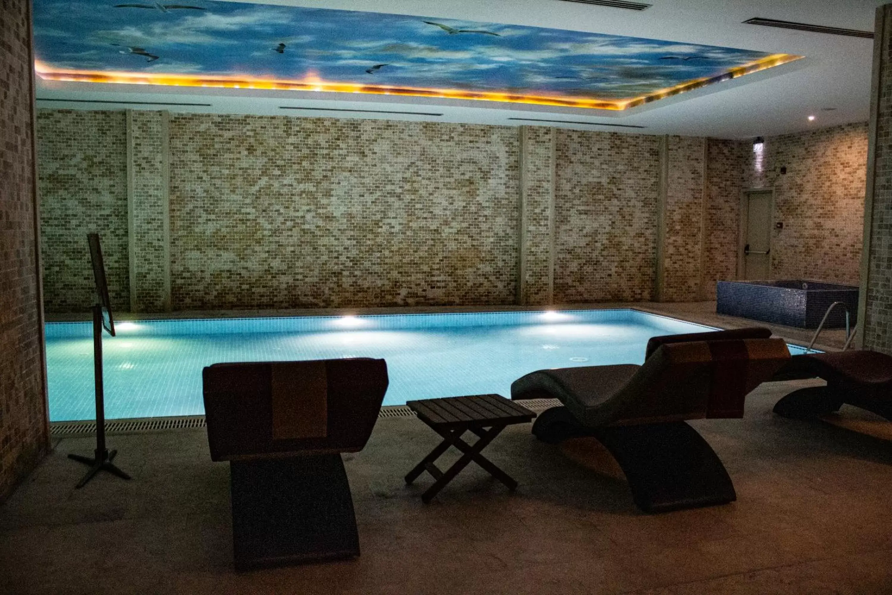 , Swimming Pool in Ramada Plaza by Wyndham Istanbul Atakoy