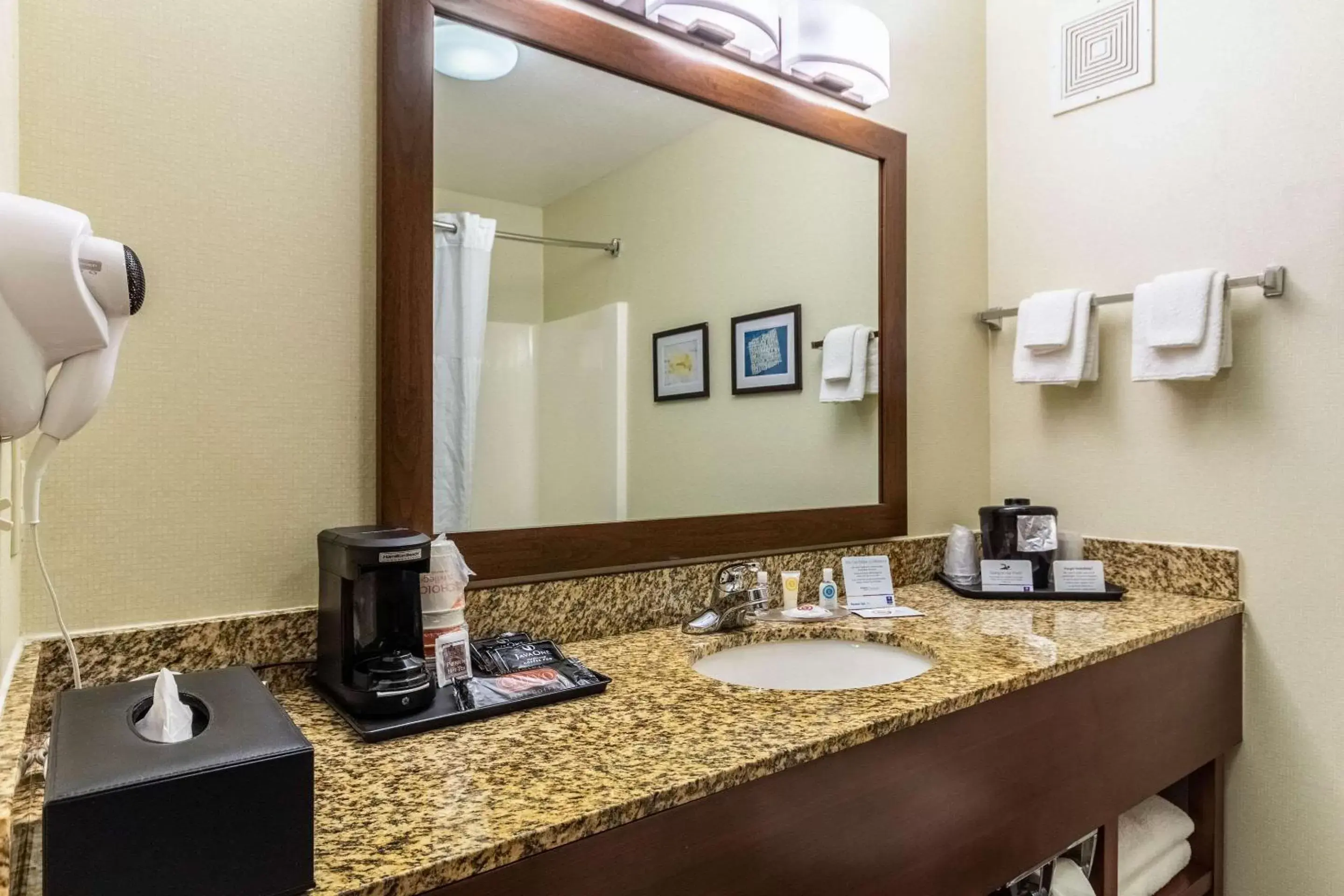 Bathroom in Comfort Inn & Suites Gillette near Campbell Medical Center