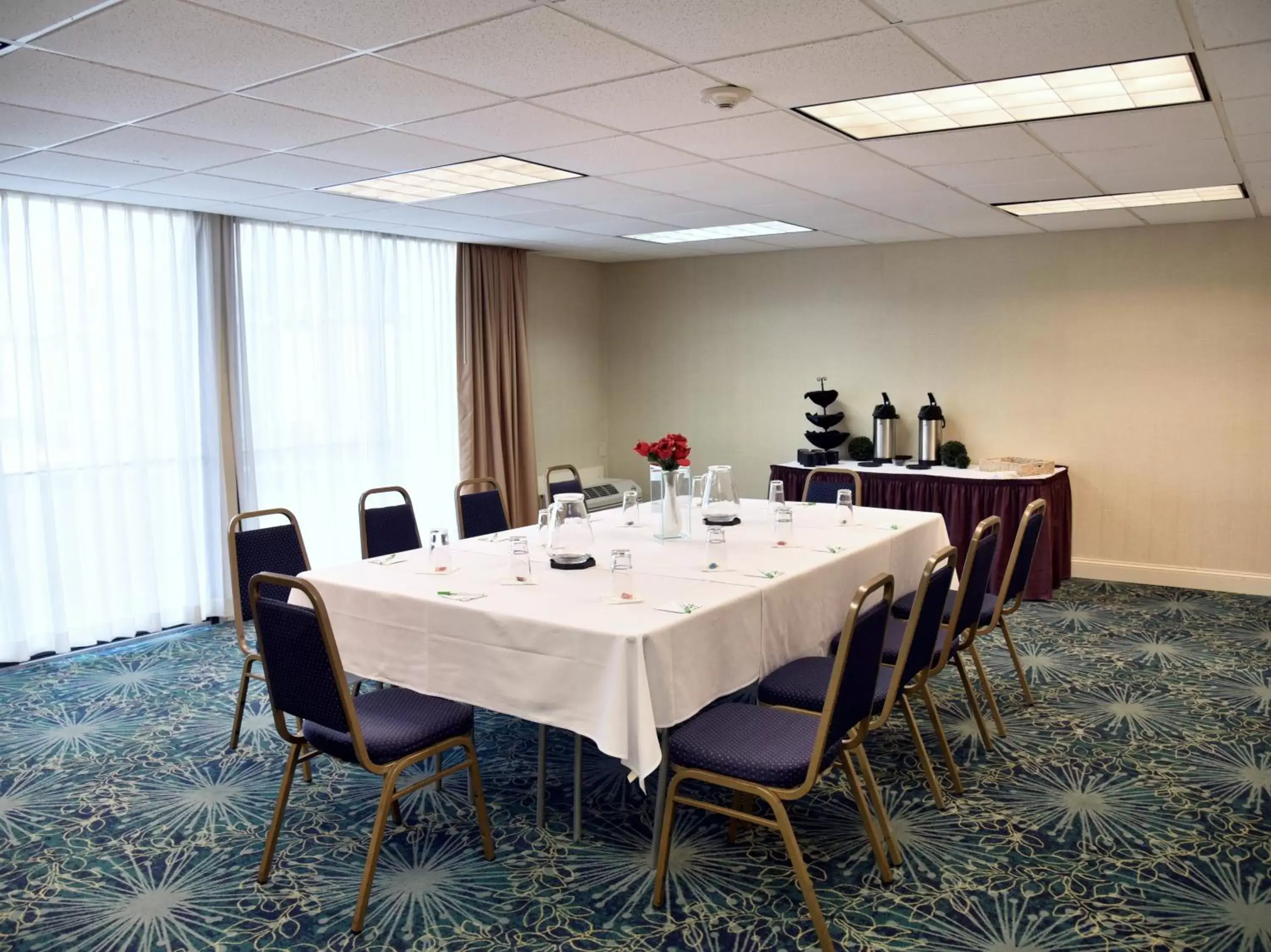 Meeting/conference room in Holiday Inn Akron-West, an IHG Hotel