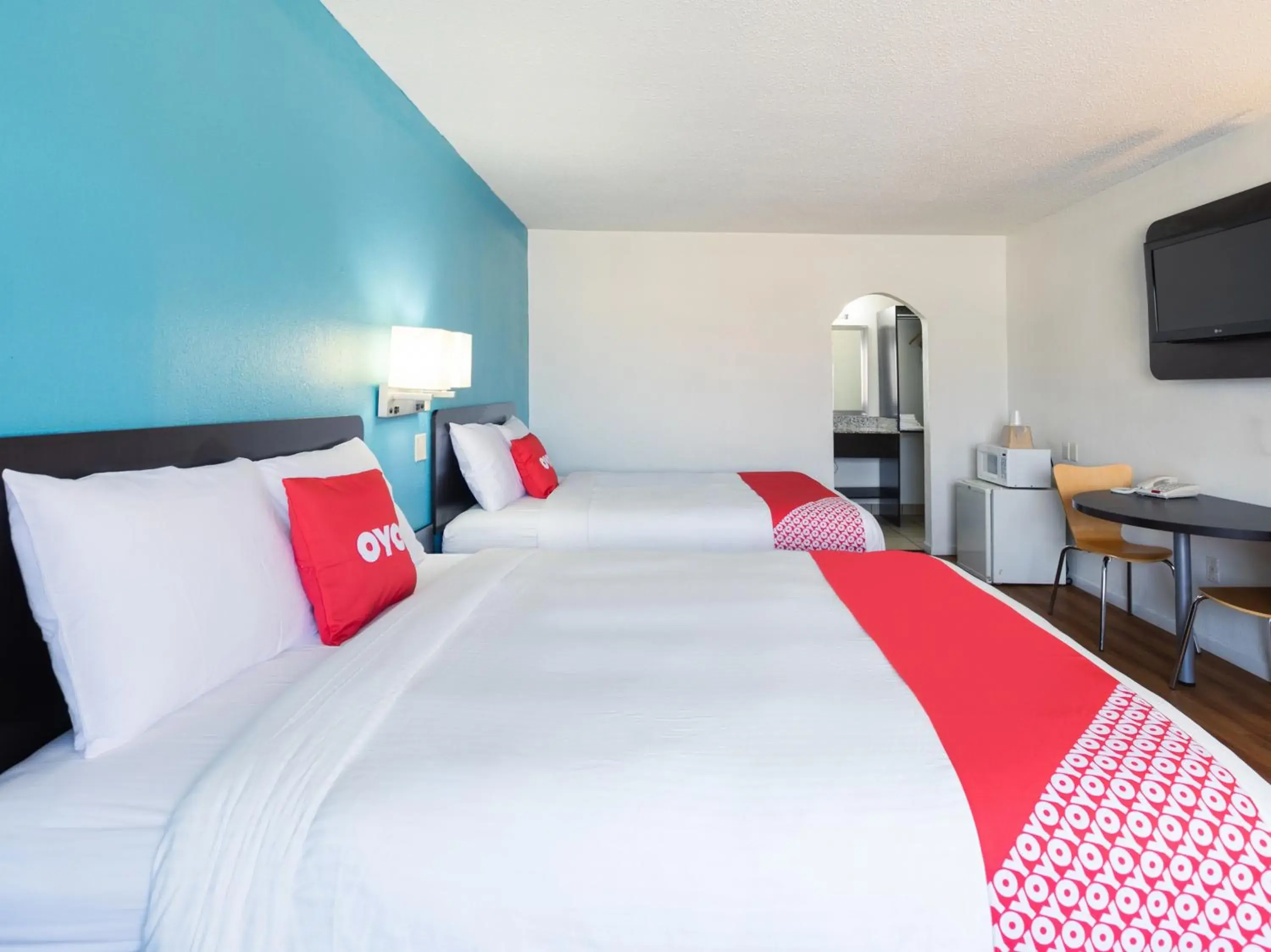 Bedroom, Bed in OYO Hotel DeRidder Hwy 171 North