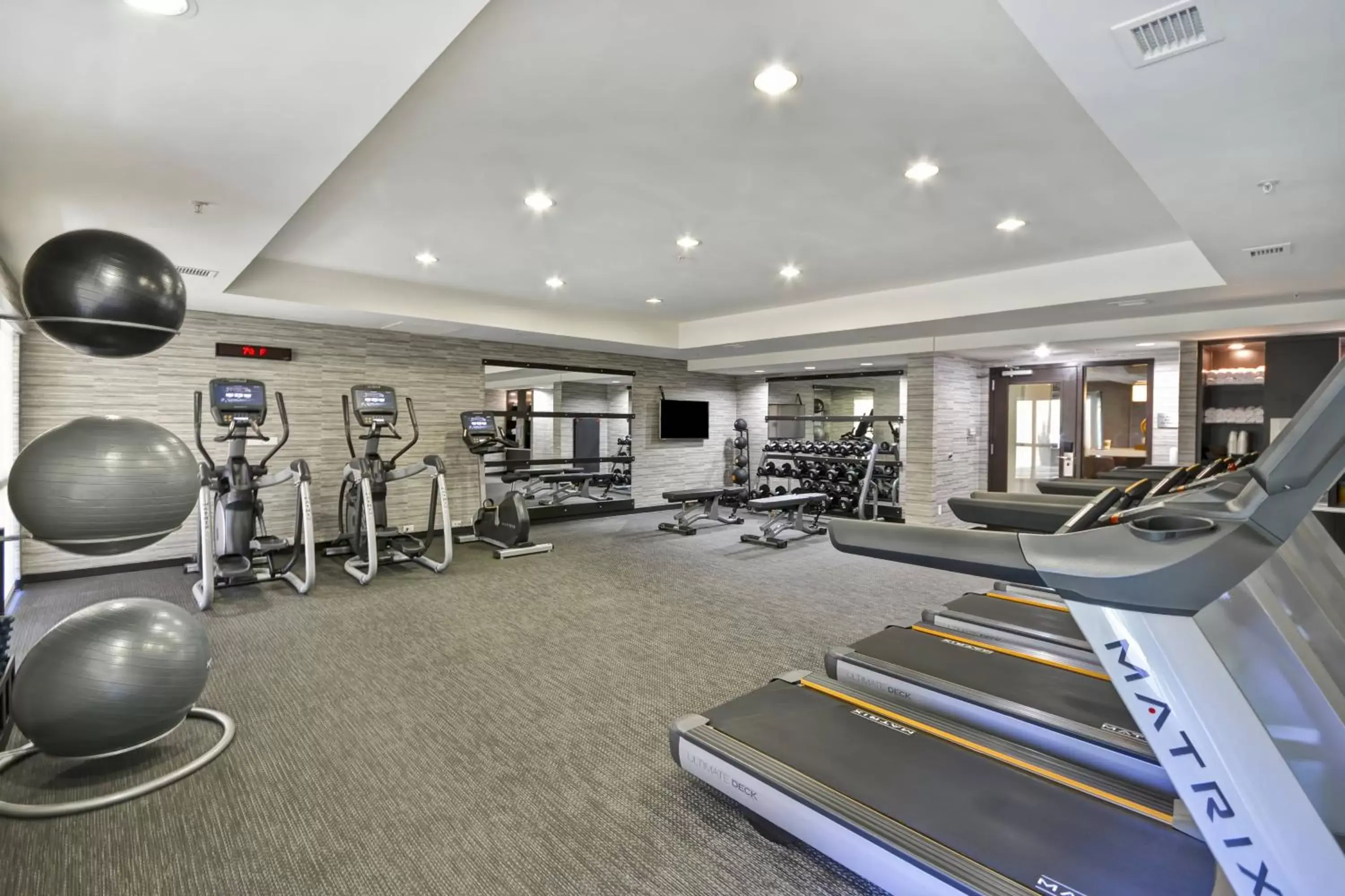 Fitness centre/facilities, Fitness Center/Facilities in Courtyard by Marriott Dalton