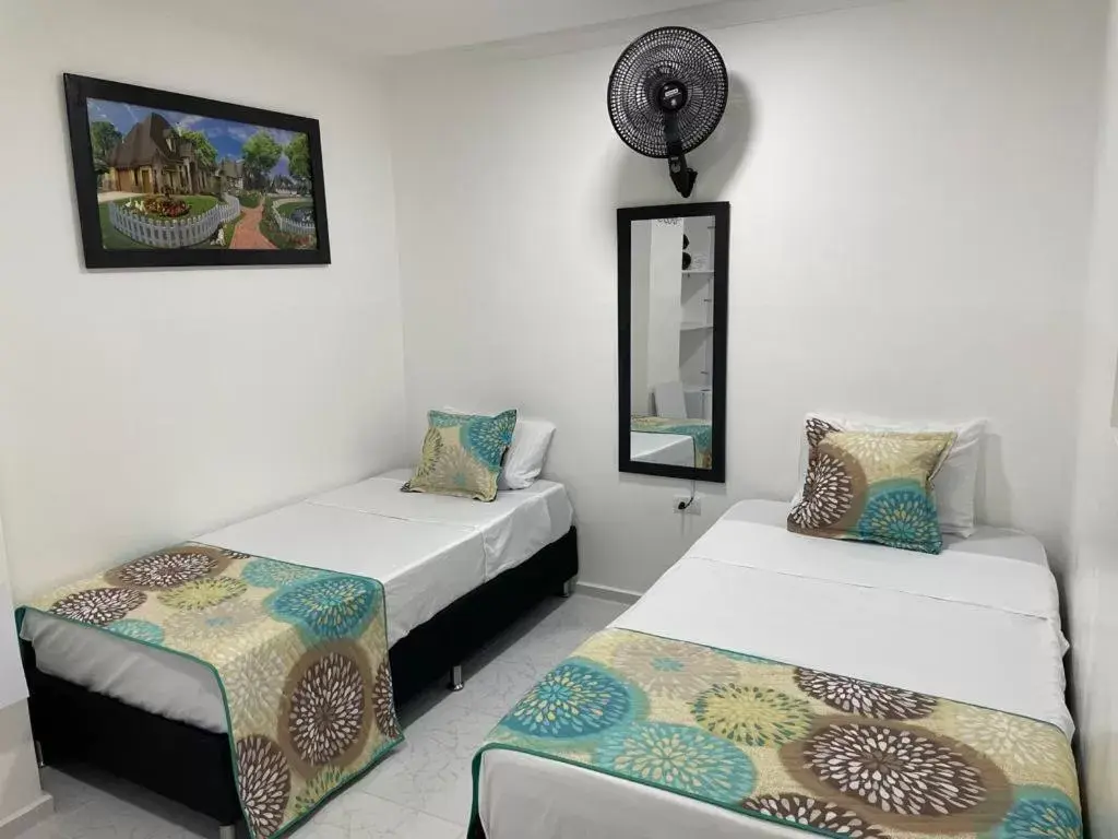 Standard Twin Room - single occupancy in Hotel Eterna Primavera Standard Twin Room - single occupancy in Hotel Eterna Primavera