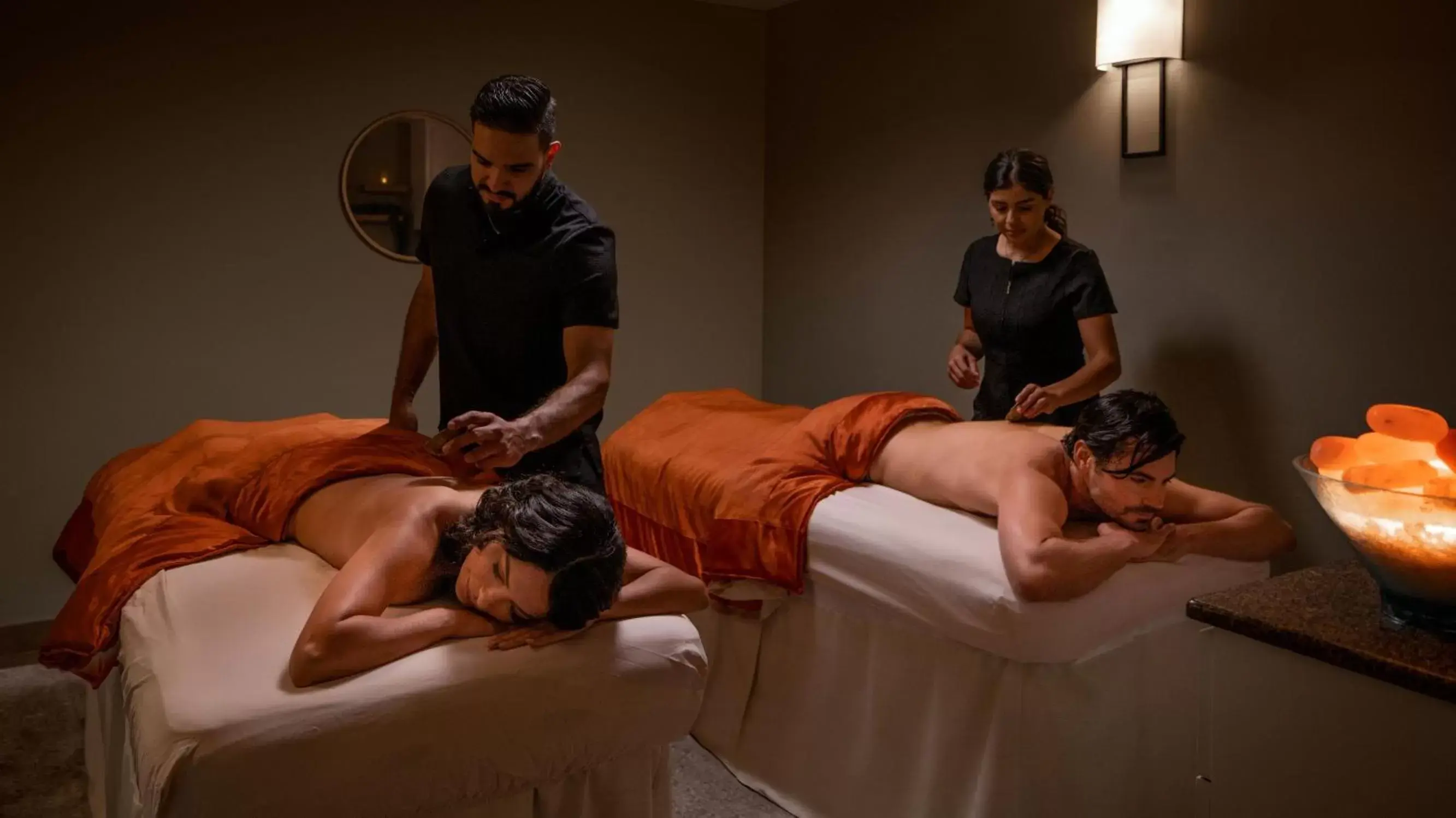Massage in Hotel Contessa -Suites on the Riverwalk