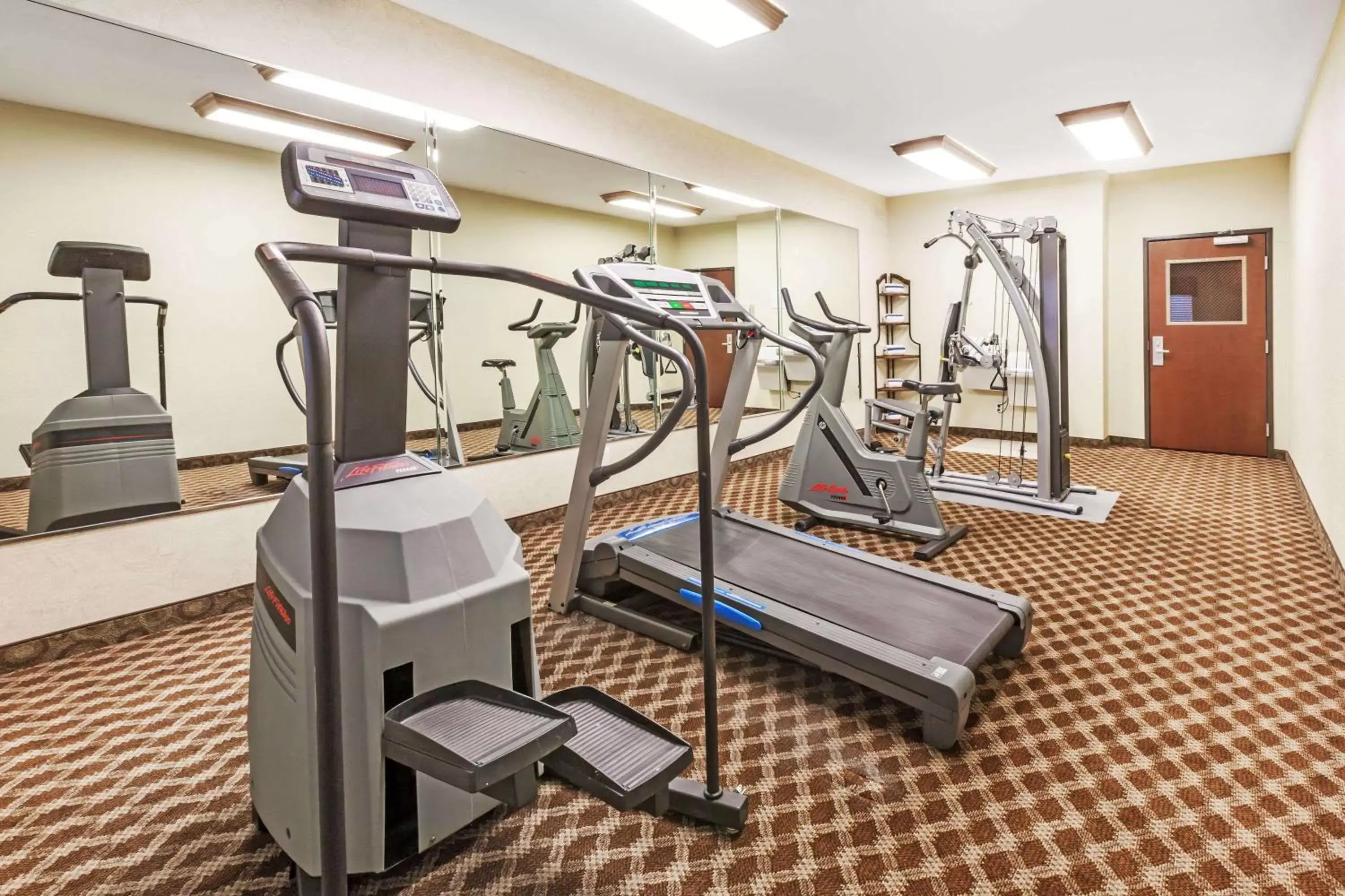 Fitness centre/facilities, Fitness Center/Facilities in Baymont by Wyndham Tyler