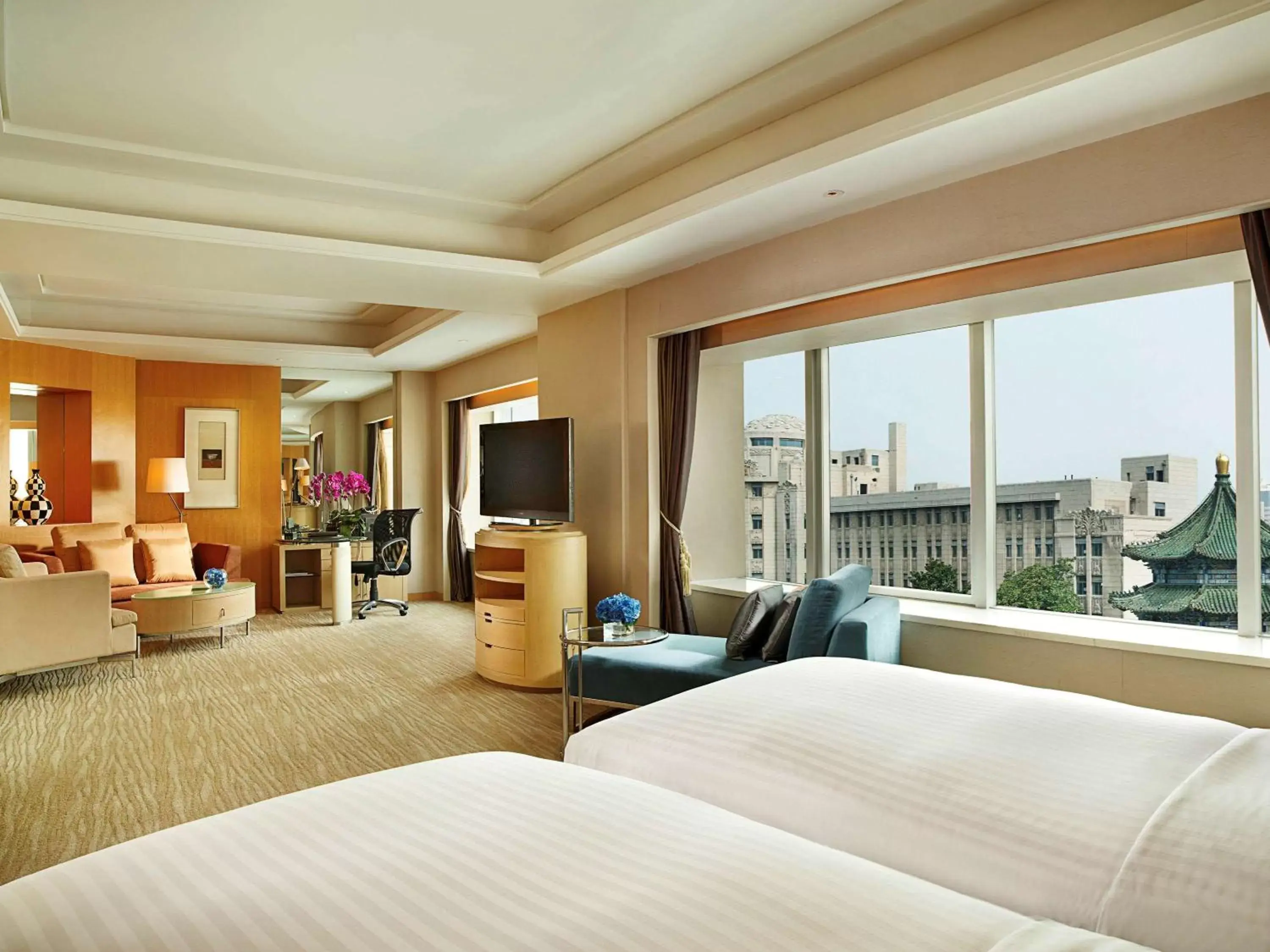 Photo of the whole room in Sofitel Xi'an On Renmin Square