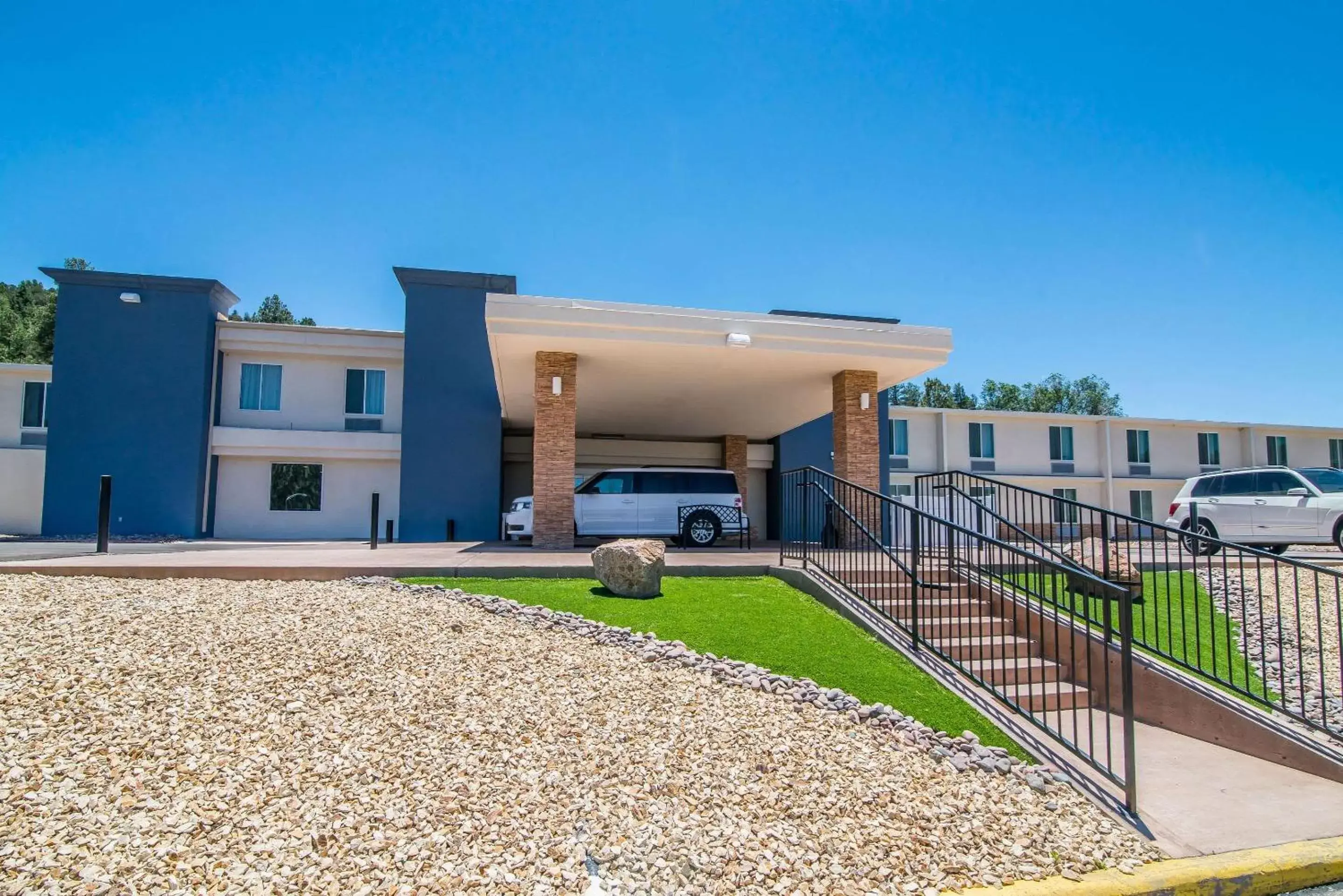 Property building in Elevate Hotel at Sierra Blanca Ruidoso, Ascend Hotel Collection