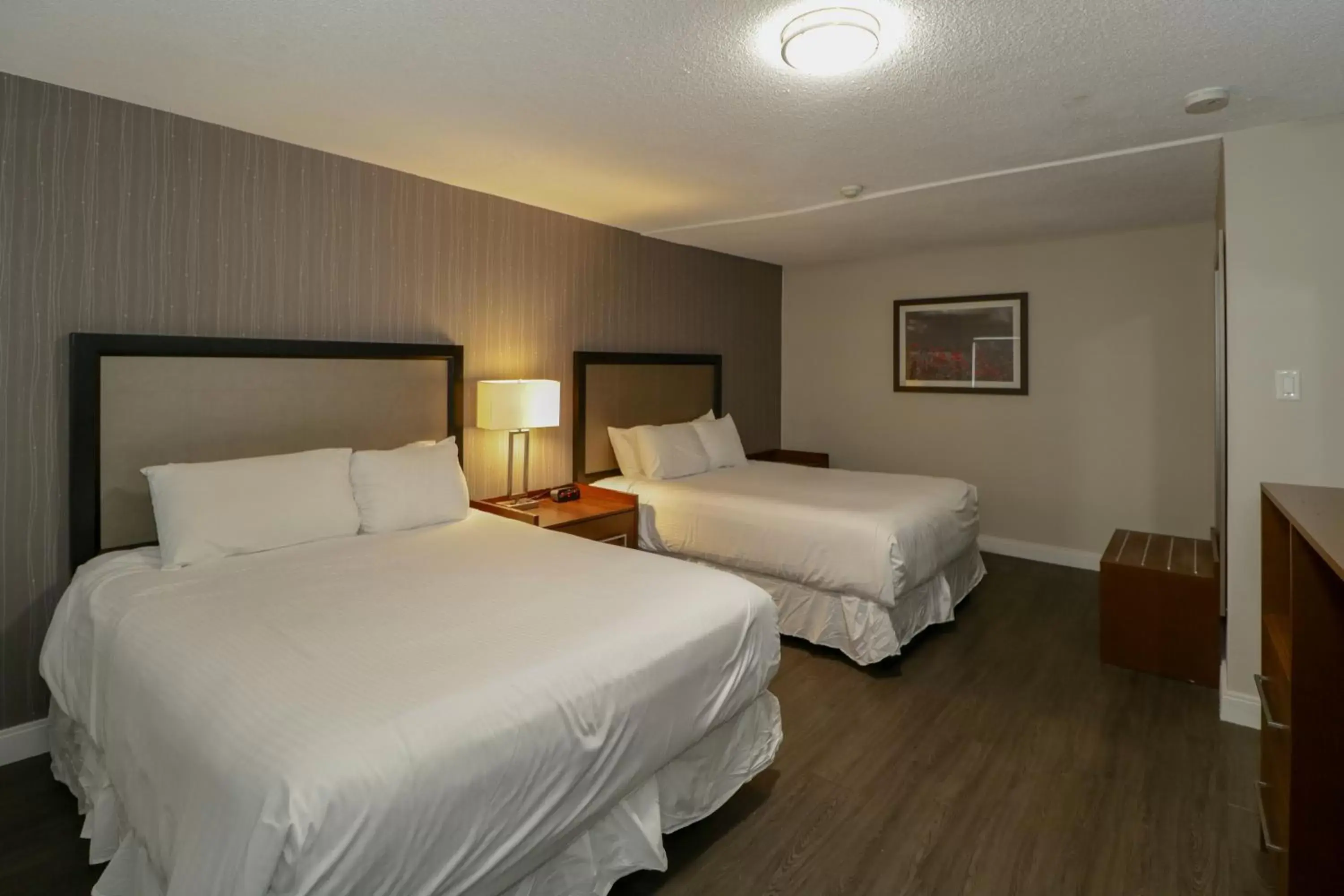 Bed in Ramada by Wyndham Jacksons Point