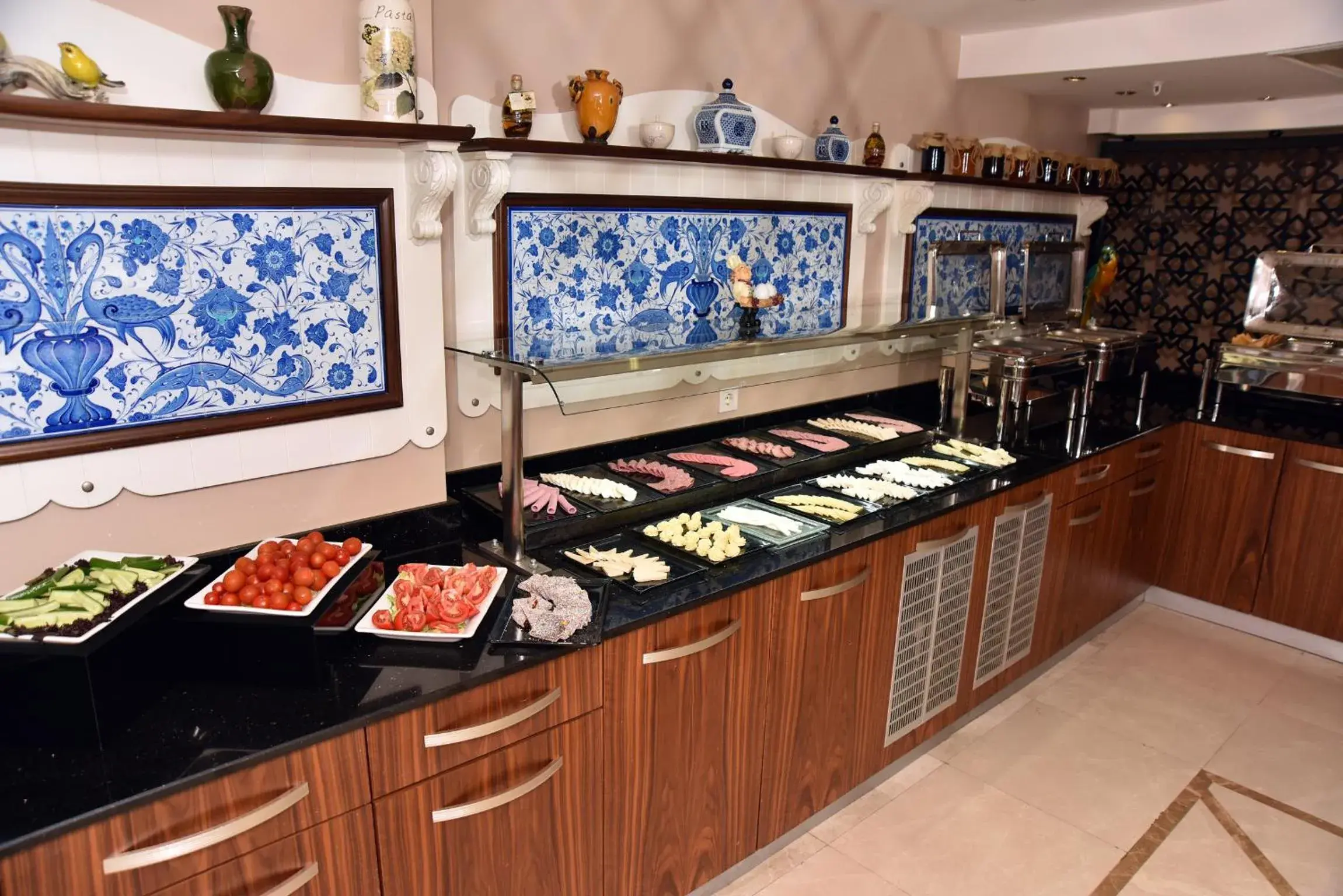 Buffet breakfast, Kitchen/Kitchenette in Neorion Hotel - Special Class