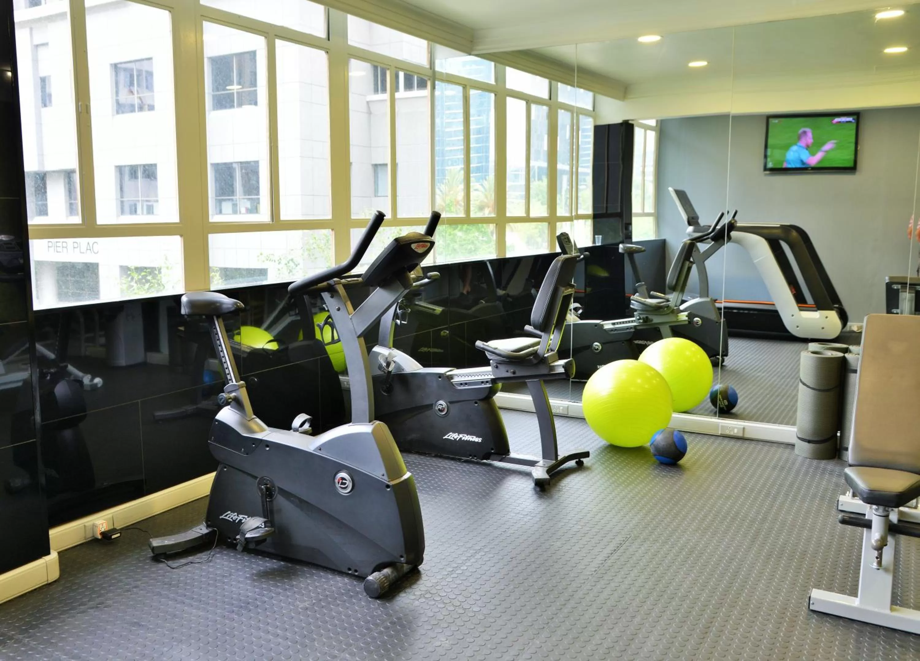 Fitness centre/facilities in The Capetonian - Halal