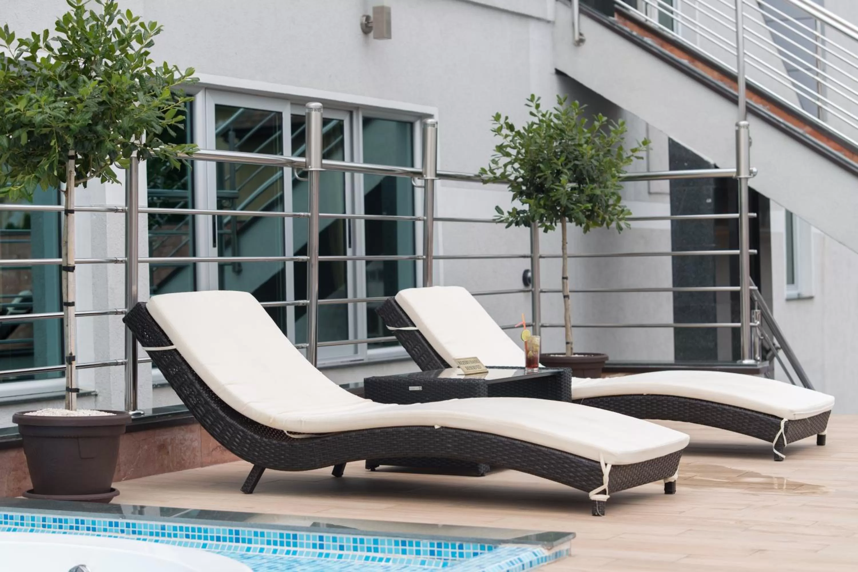 Swimming pool in Prezident Hotel