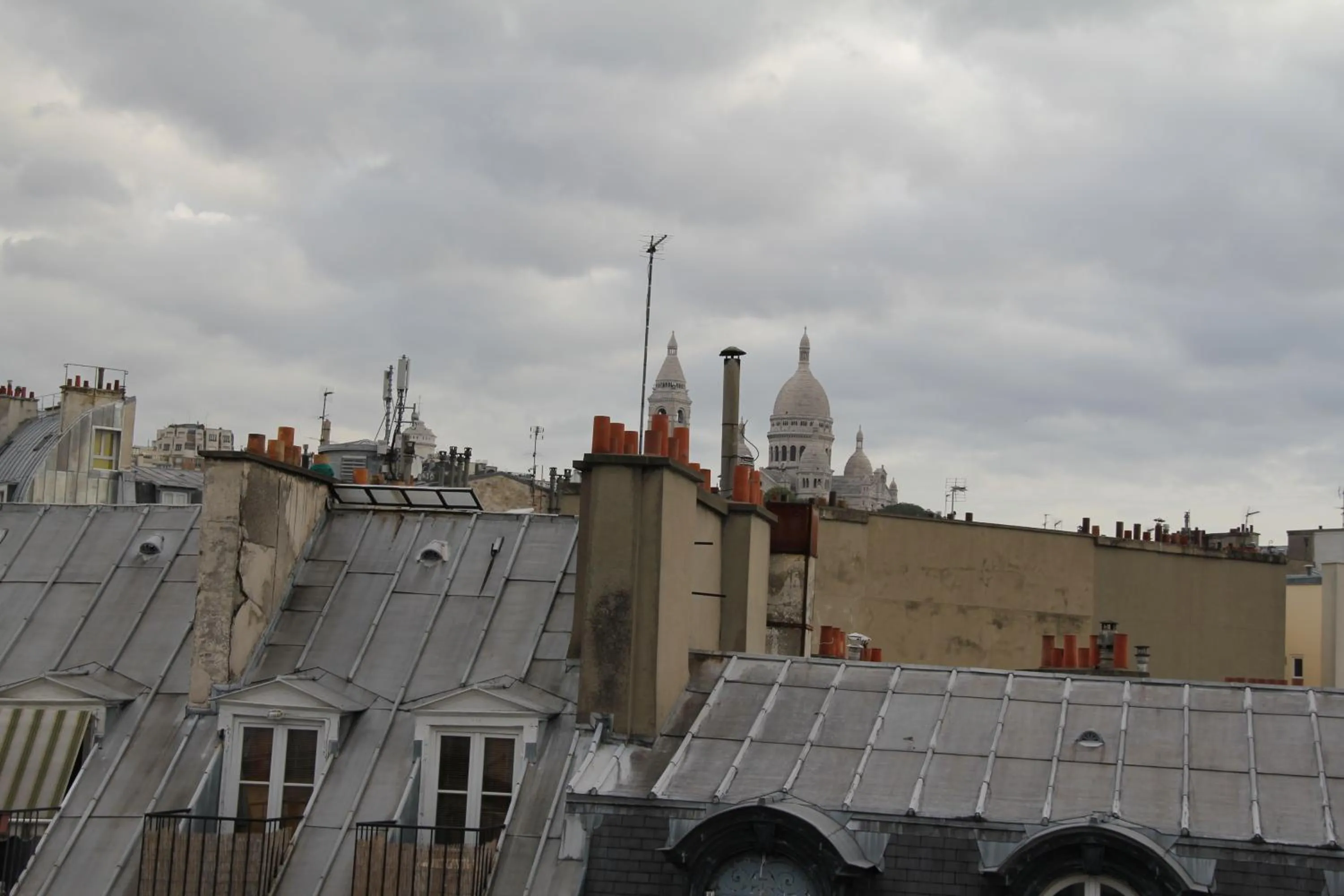 Landmark view in Hotel Royal Mansart