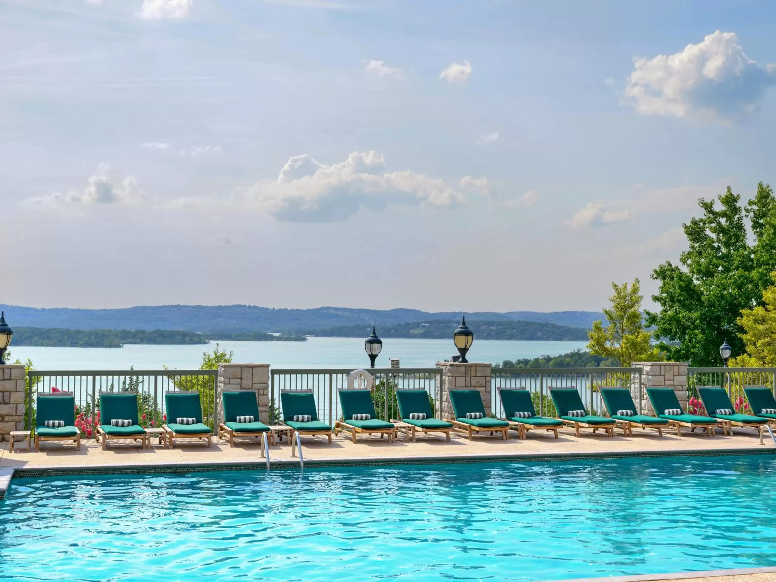 Swimming Pool in Chateau on the Lake Resort Spa and Convention Center