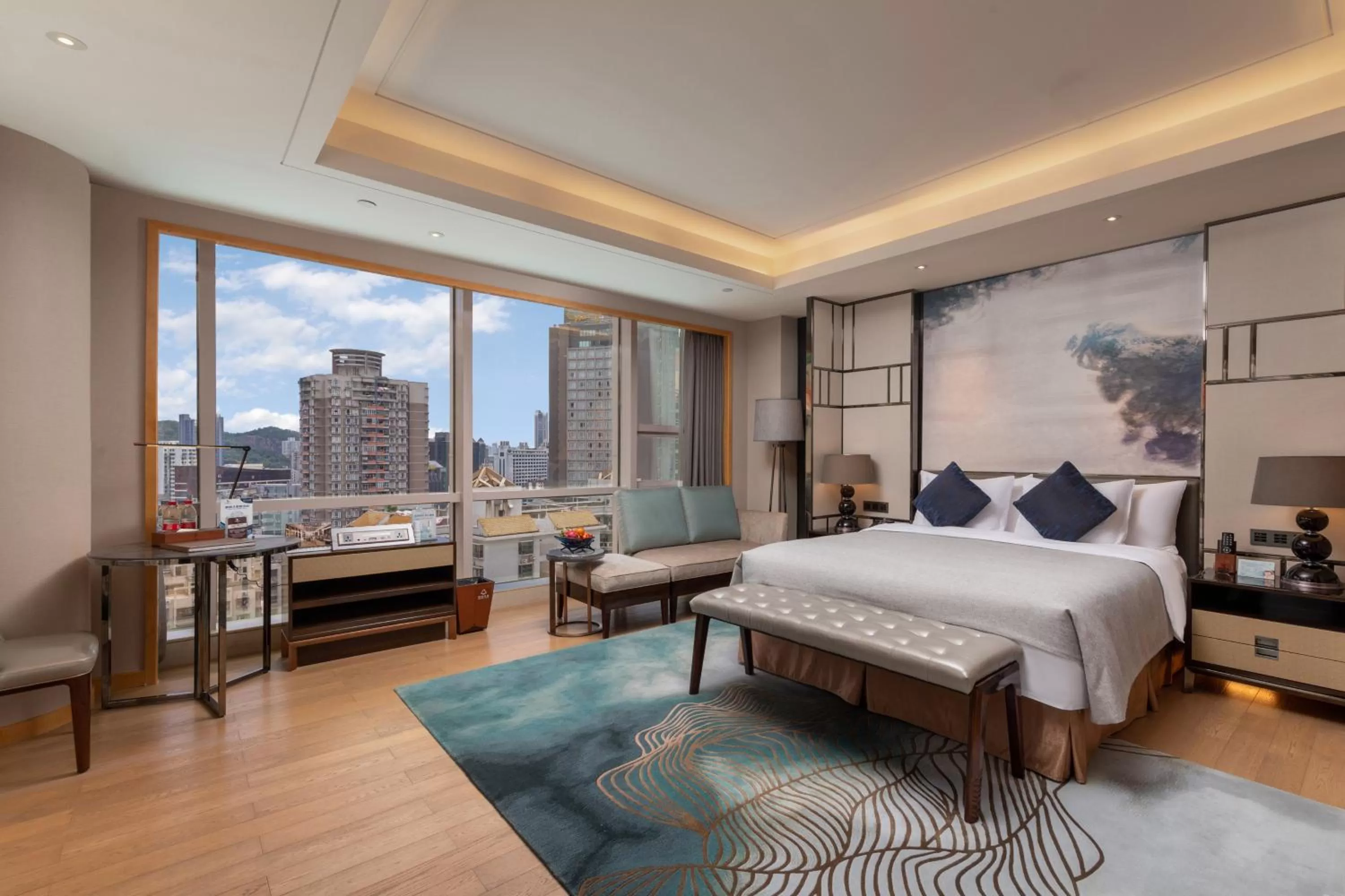 Bed in Zhuhai Longzhuda International Hotel