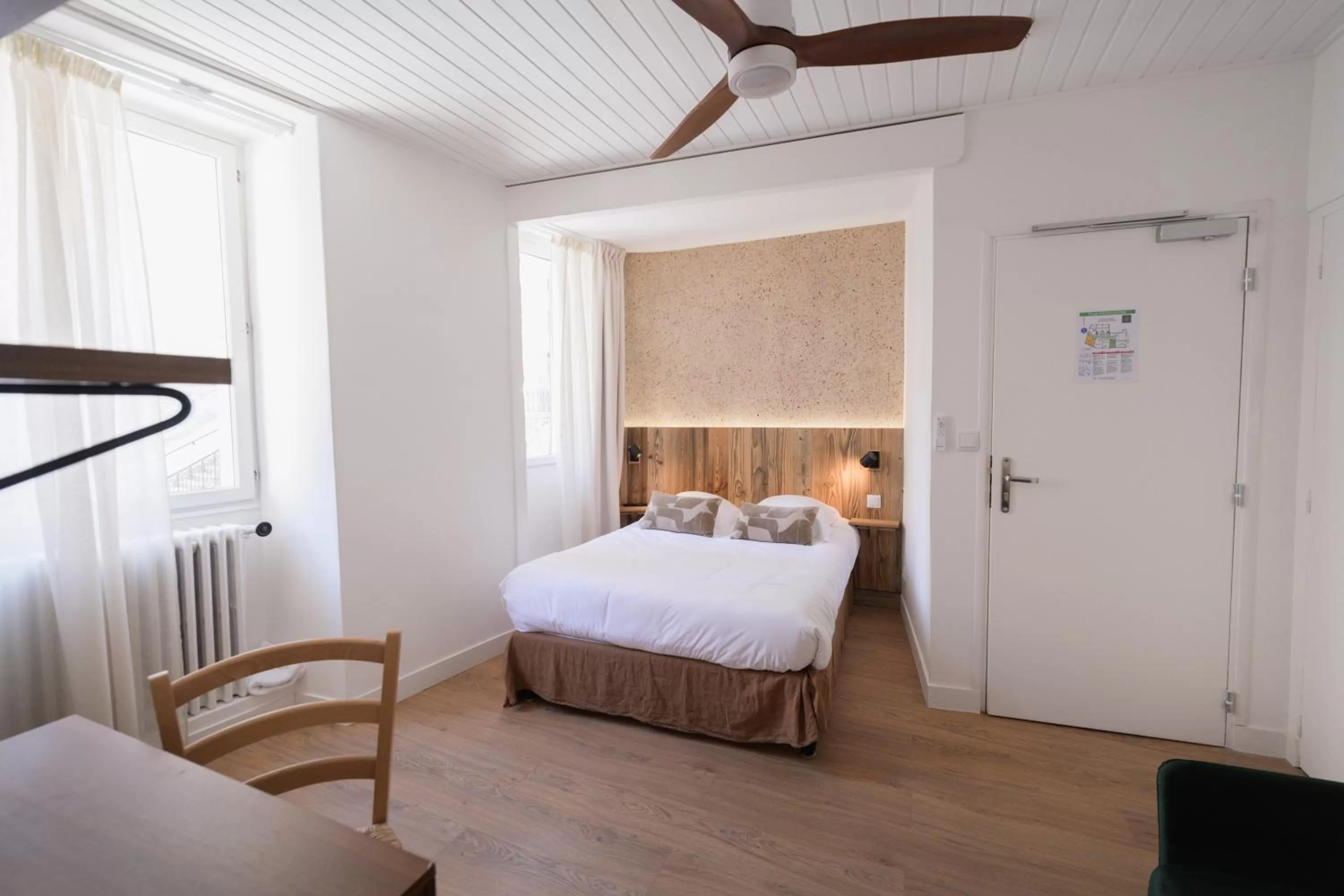 Bed in Hôtel Maison Doron