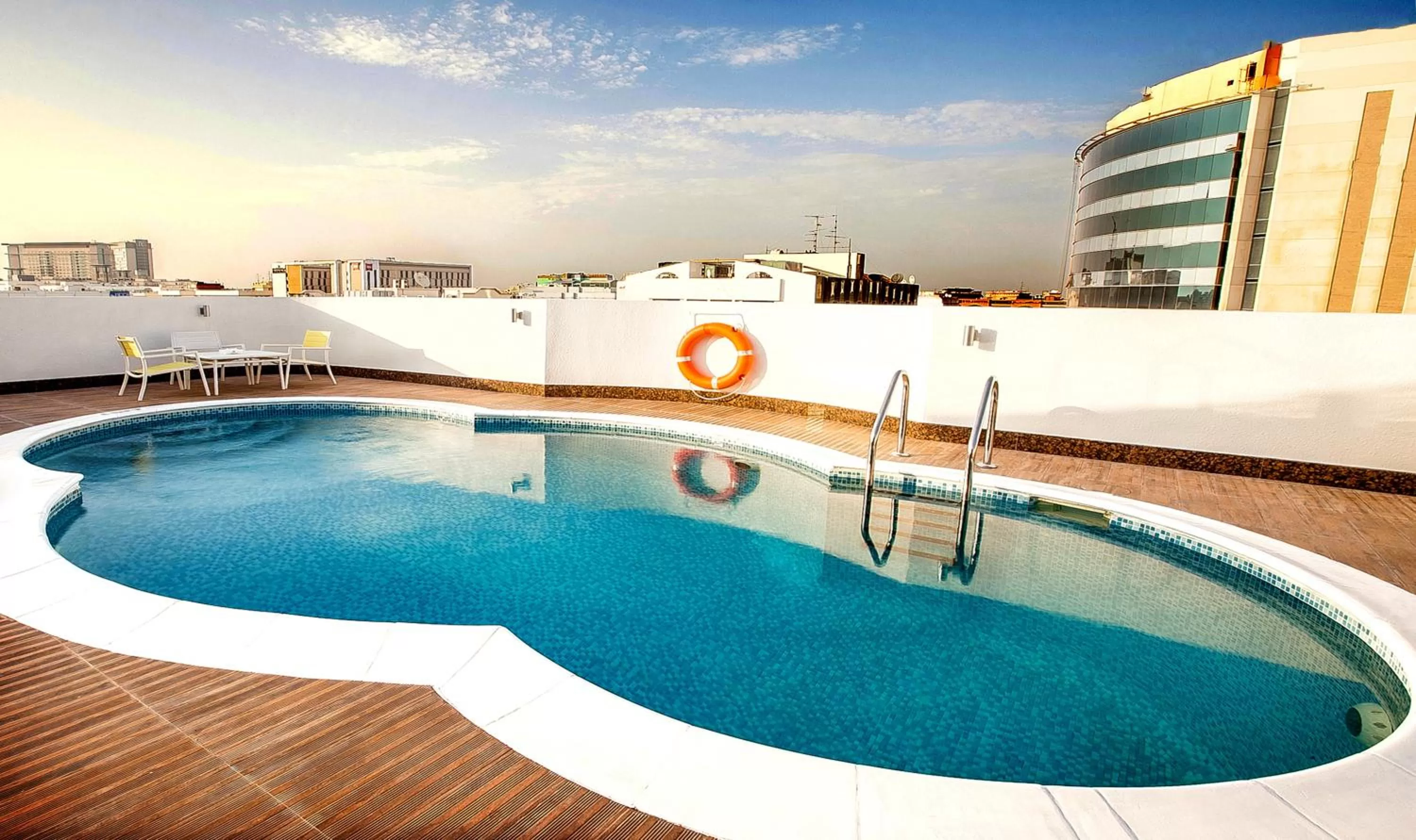 Swimming pool in Al Sarab Hotel