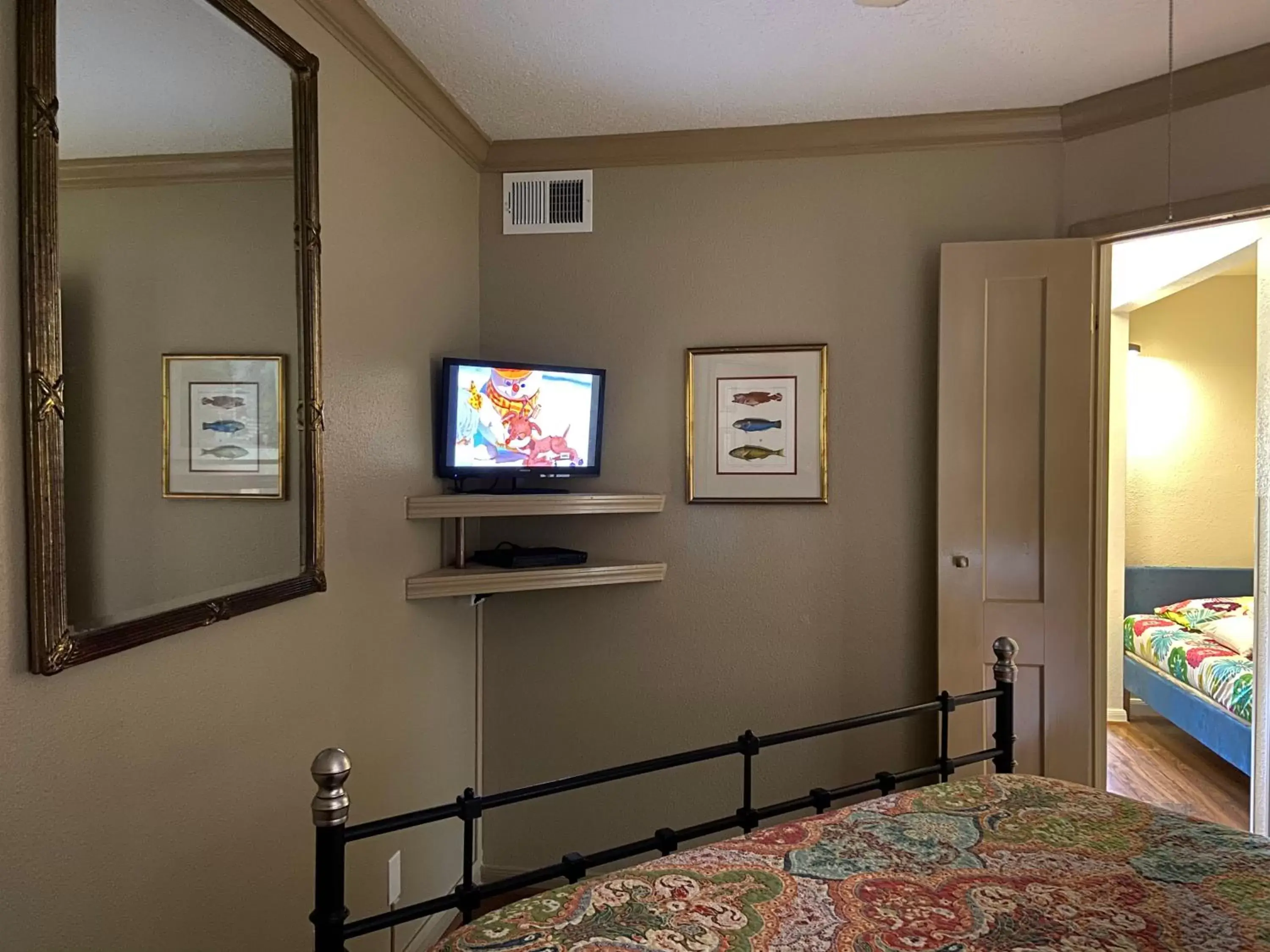 Bedroom, TV/Entertainment Center in The Victorian Condo/Hotel