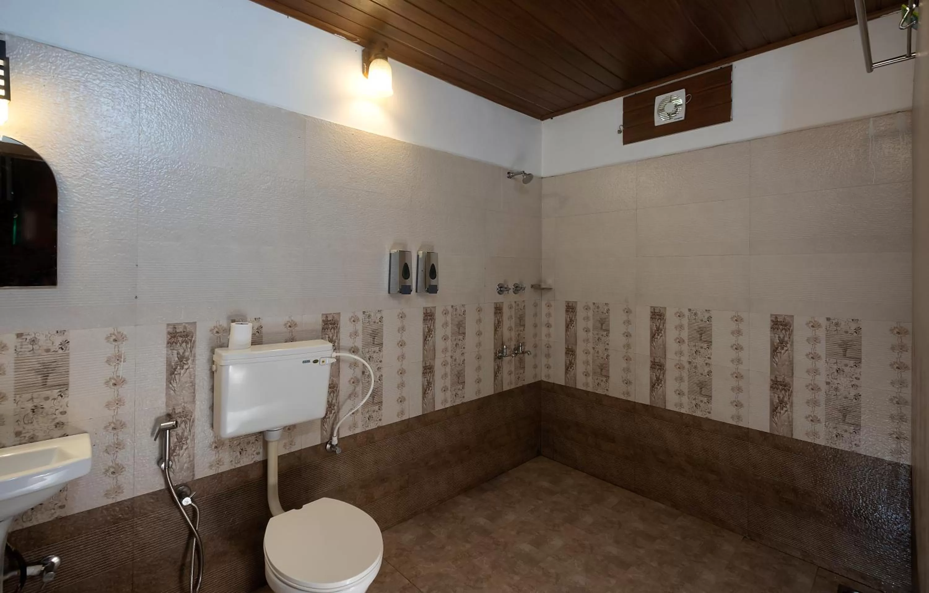 Bathroom in Ela Ecoland Nature Retreat