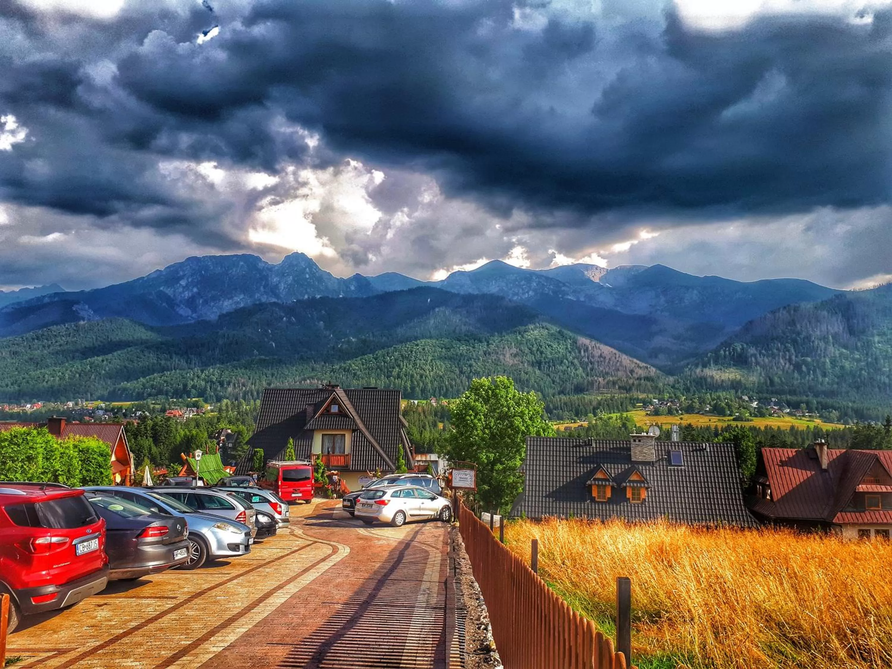 Property building in Górski Pałacyk Kompleks obiektów