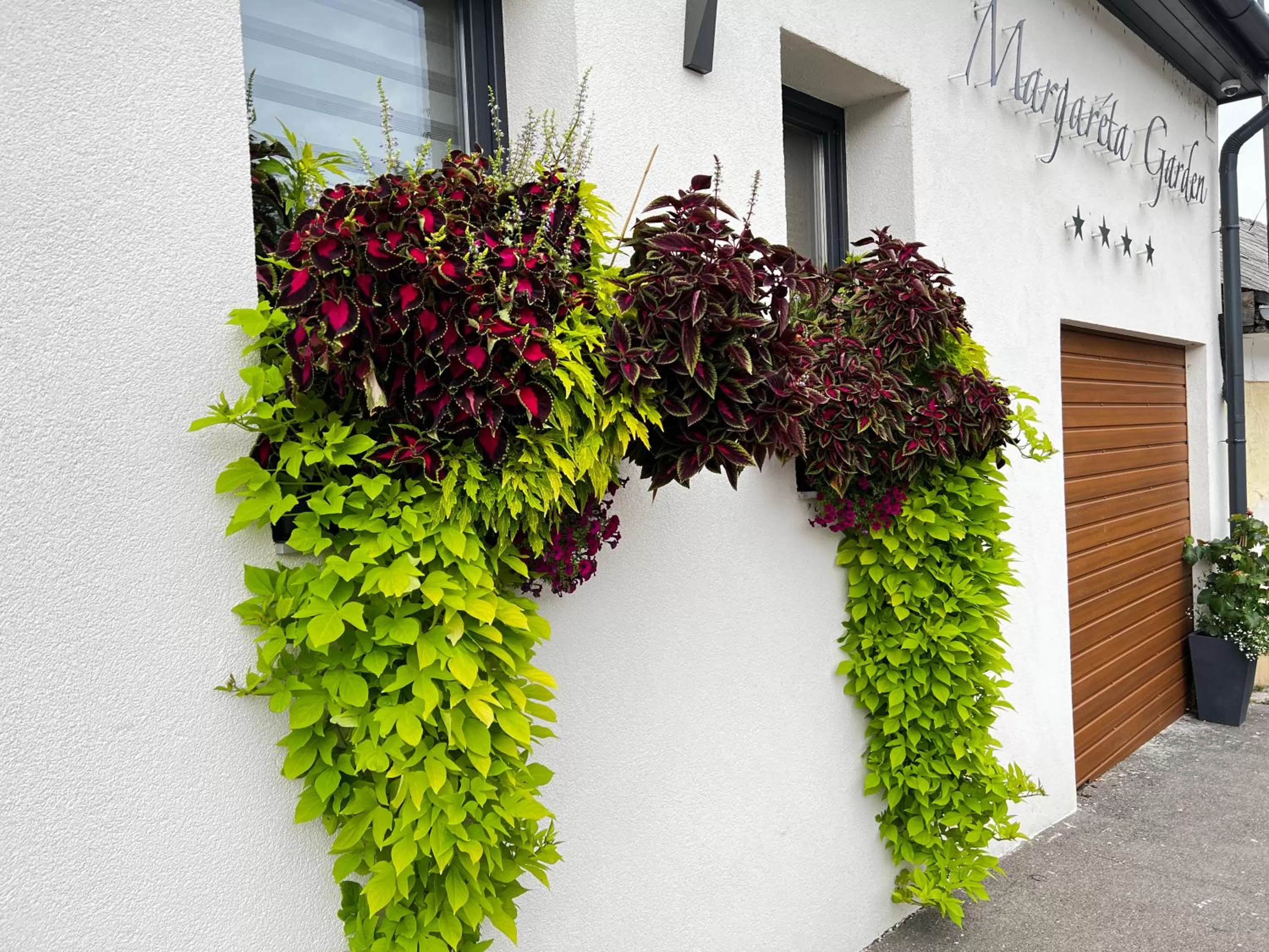 Property building in Margaréta Garden & SPA