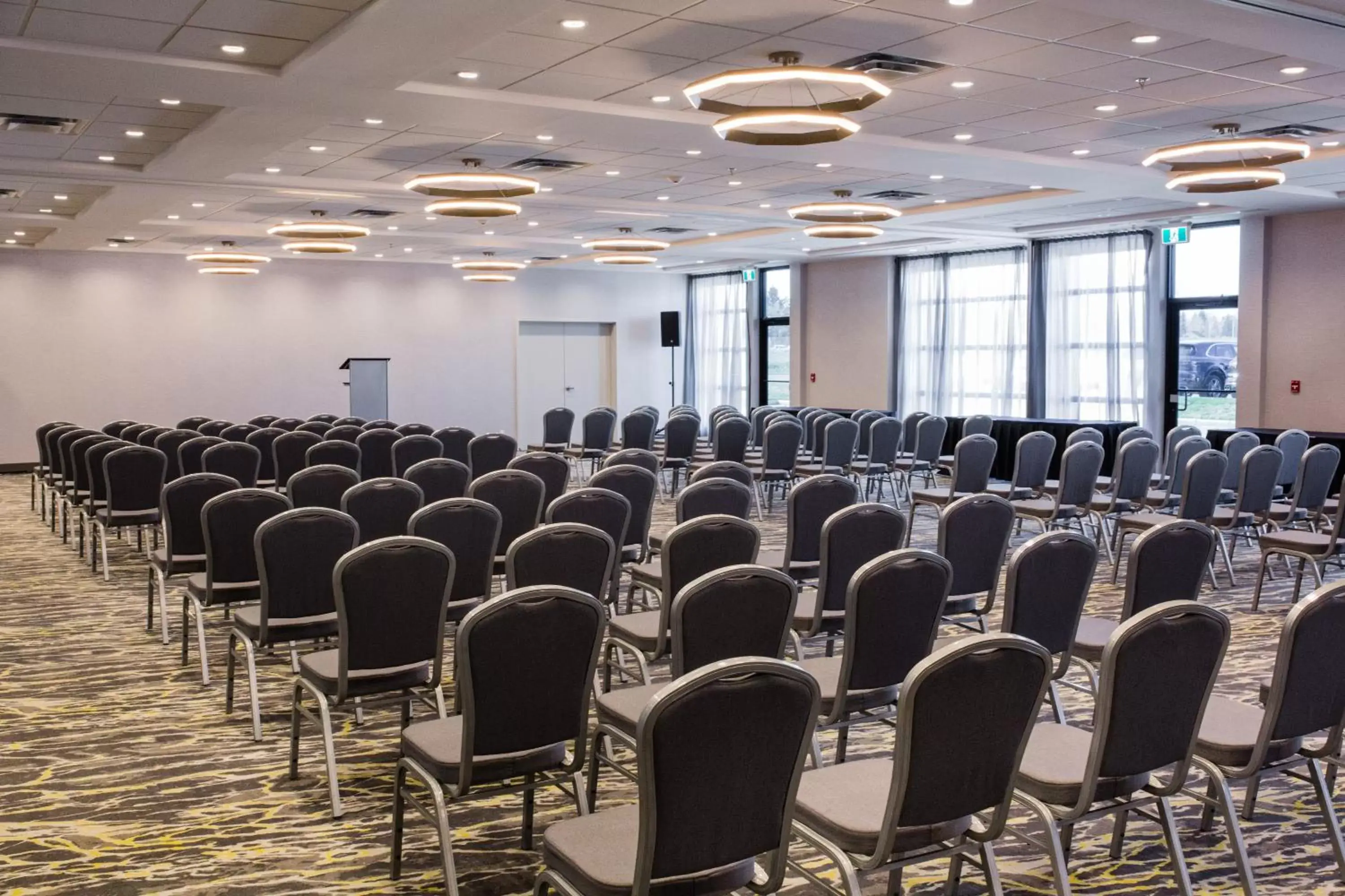 Meeting/conference room in Holiday Inn Hotel & Suites Calgary South - Conference Ctr, an IHG Hotel