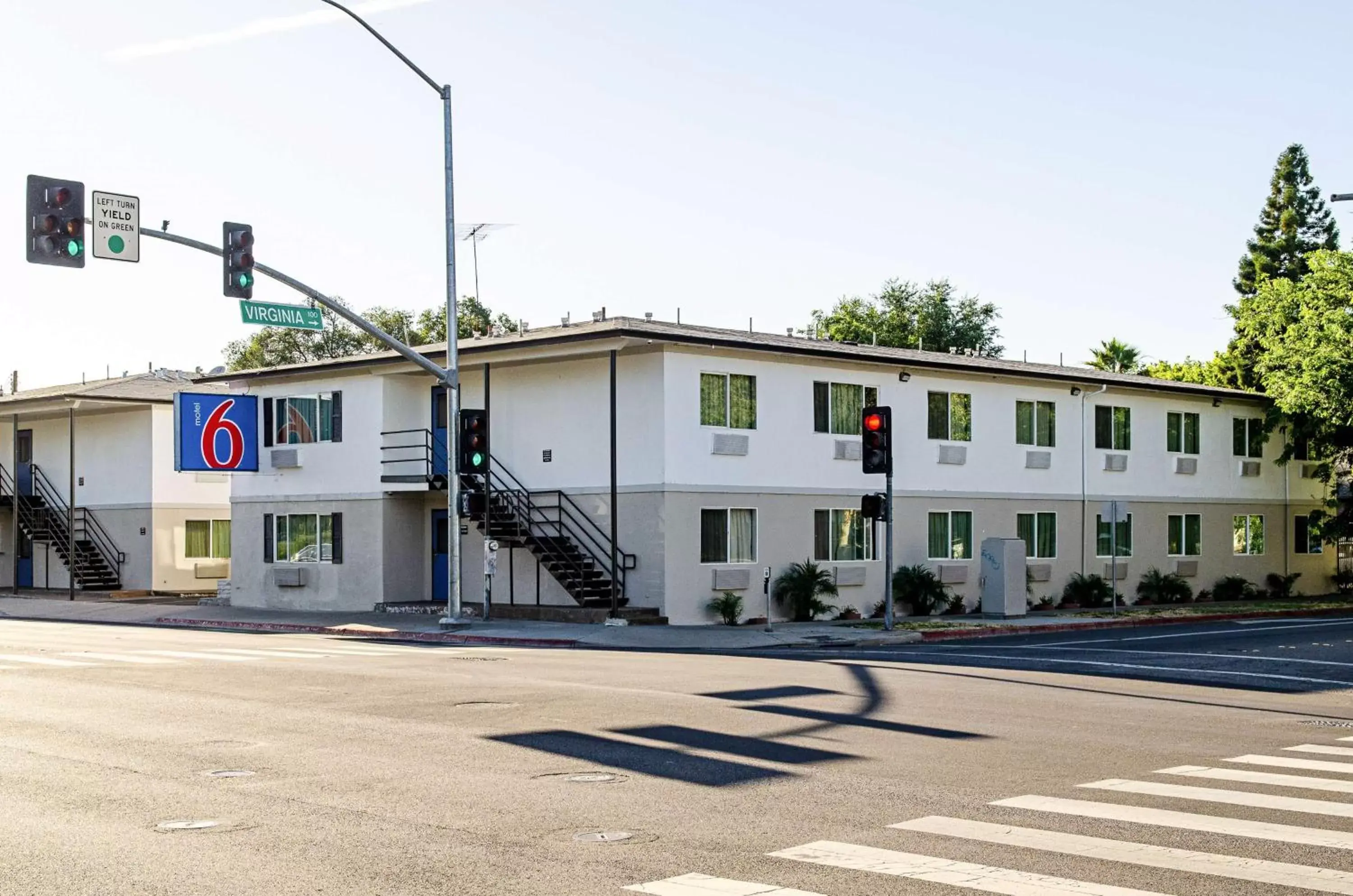 Property building in Motel 6-Modesto, CA - Downtown