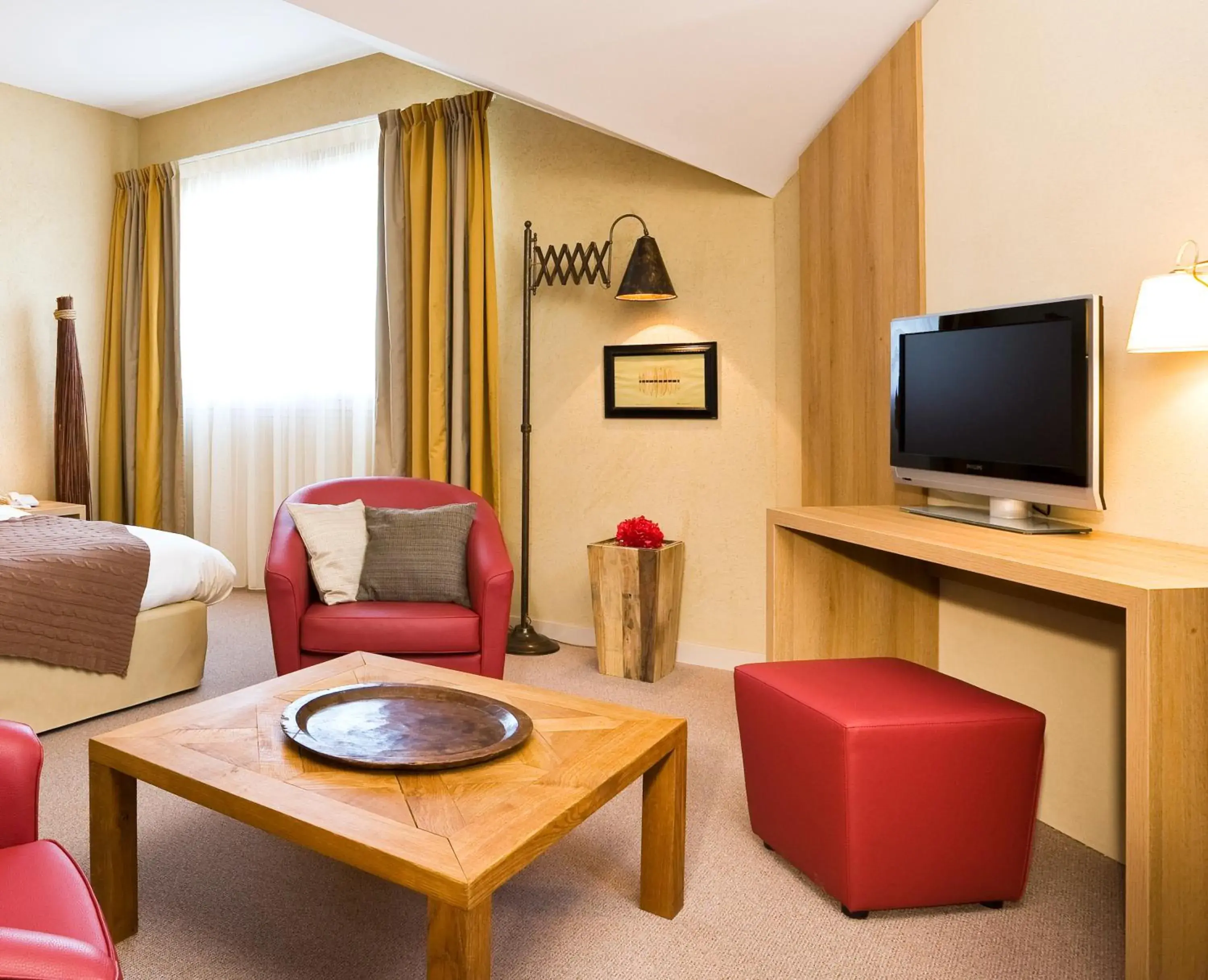 TV and multimedia, Seating Area in ibis Styles Cholet