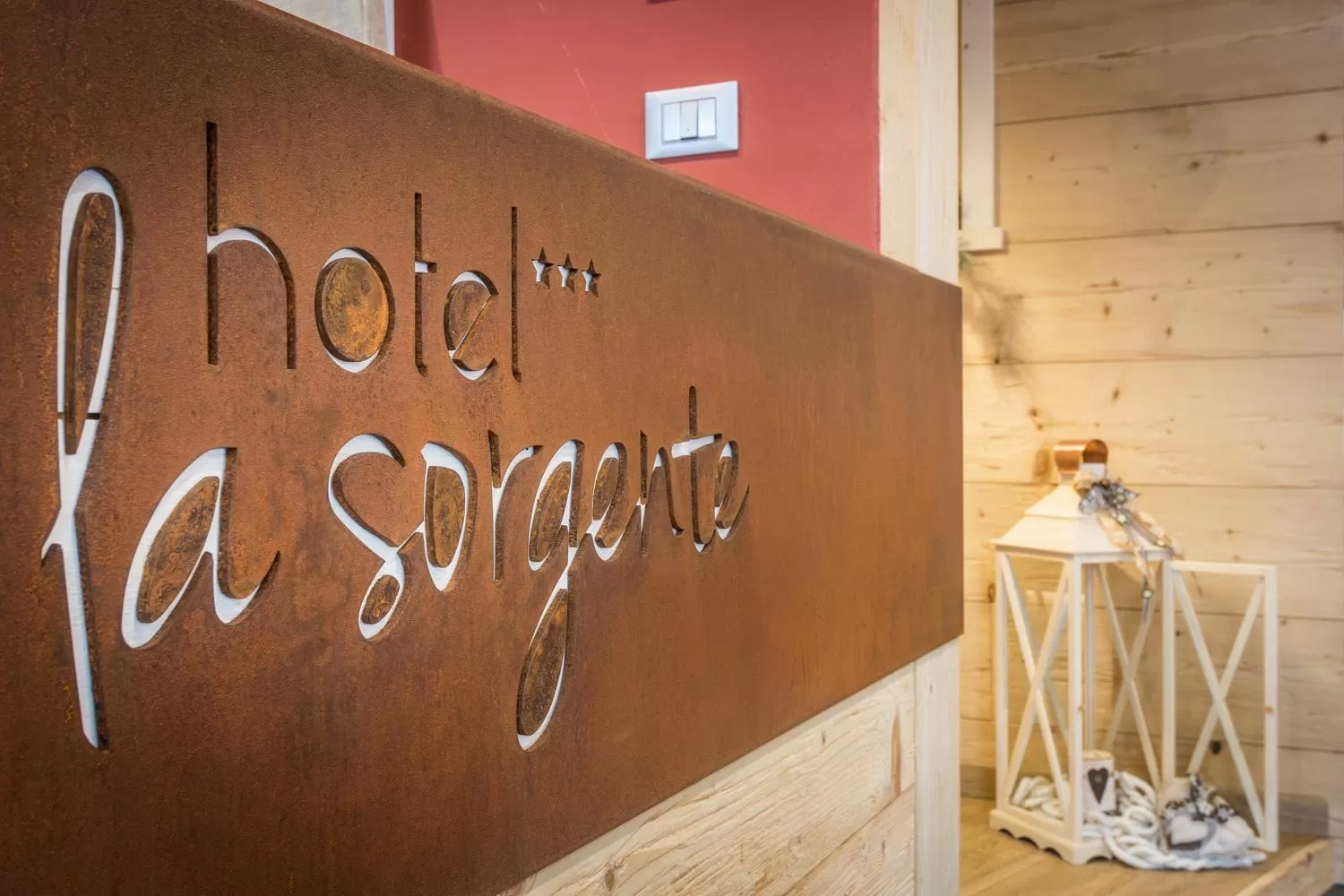 Logo/Certificate/Sign in Hotel La Sorgente