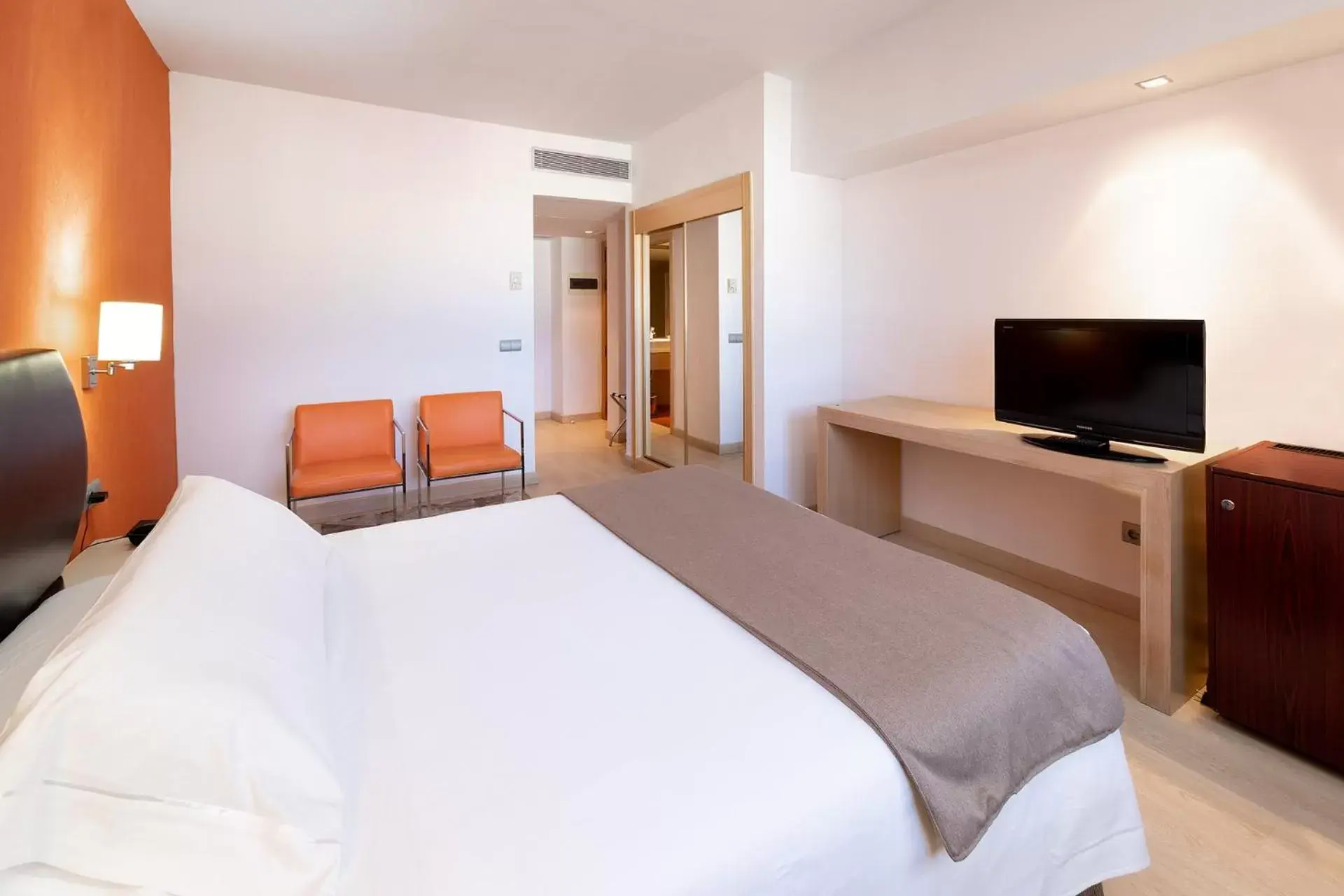 Bed in Hotel Cristina by Tigotan Las Palmas - Adults Only