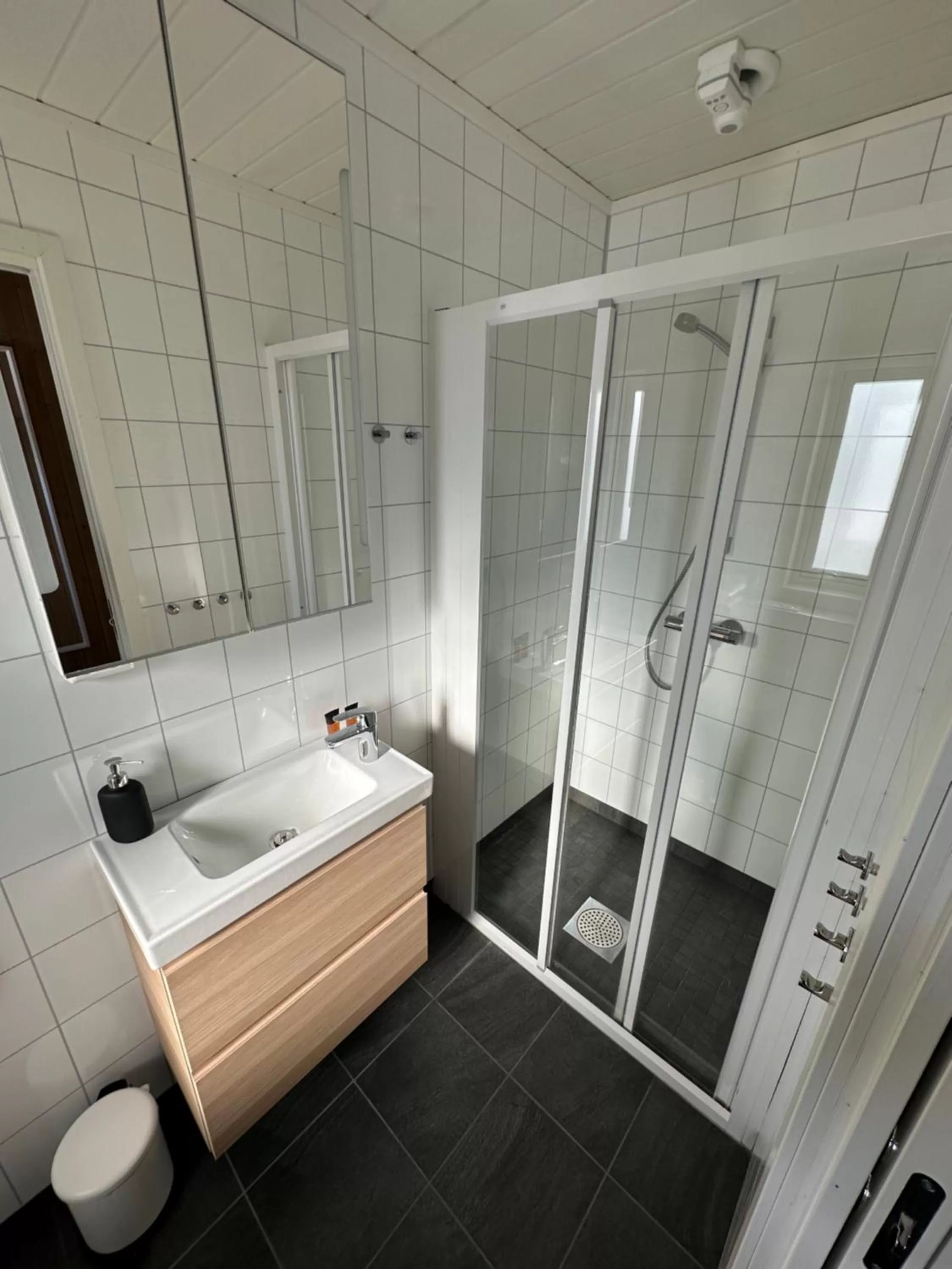 Shower in Norsk Havbrukssenter - Rorbuer