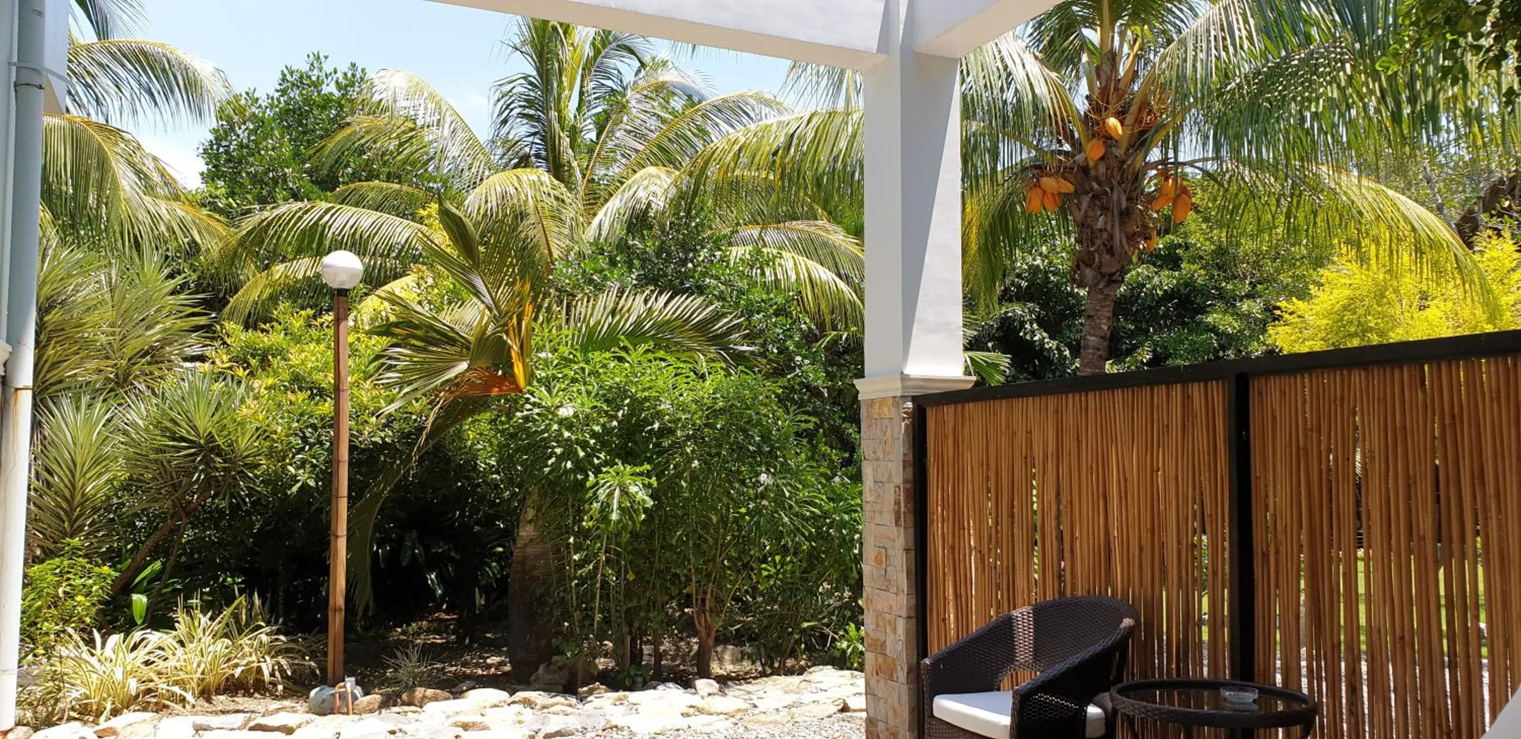 Deluxe Double Room with Garden View in Edgewater Dive & Spa Resort