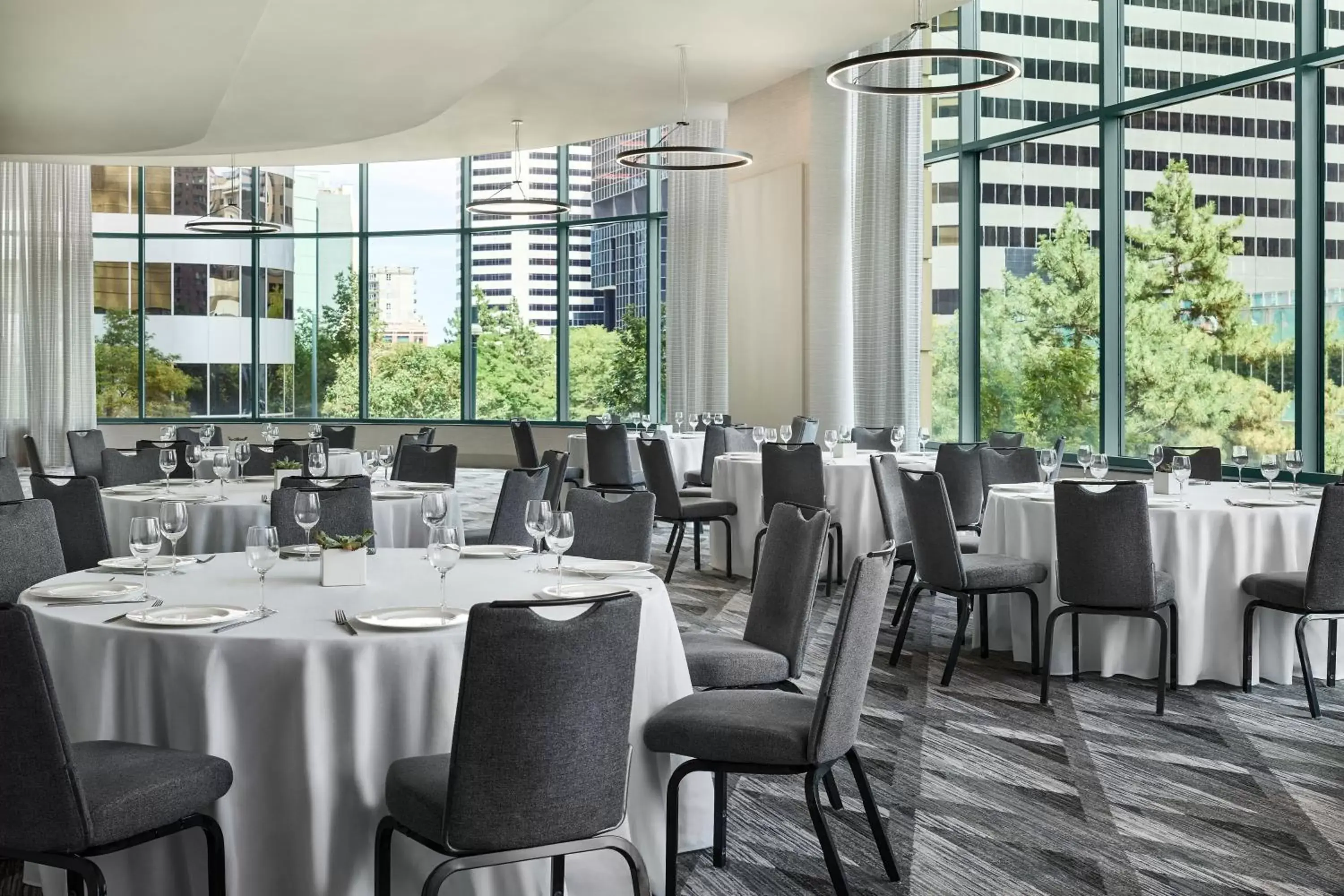 Meeting/conference room, Restaurant/Places to Eat in The Westin Denver Downtown