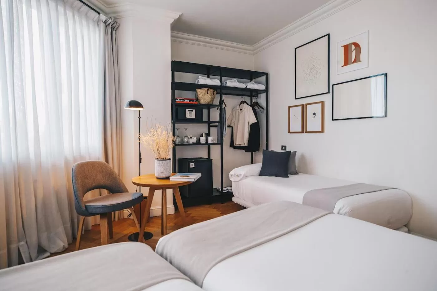 Photo of the whole room, Bed in Dear Hotel Madrid