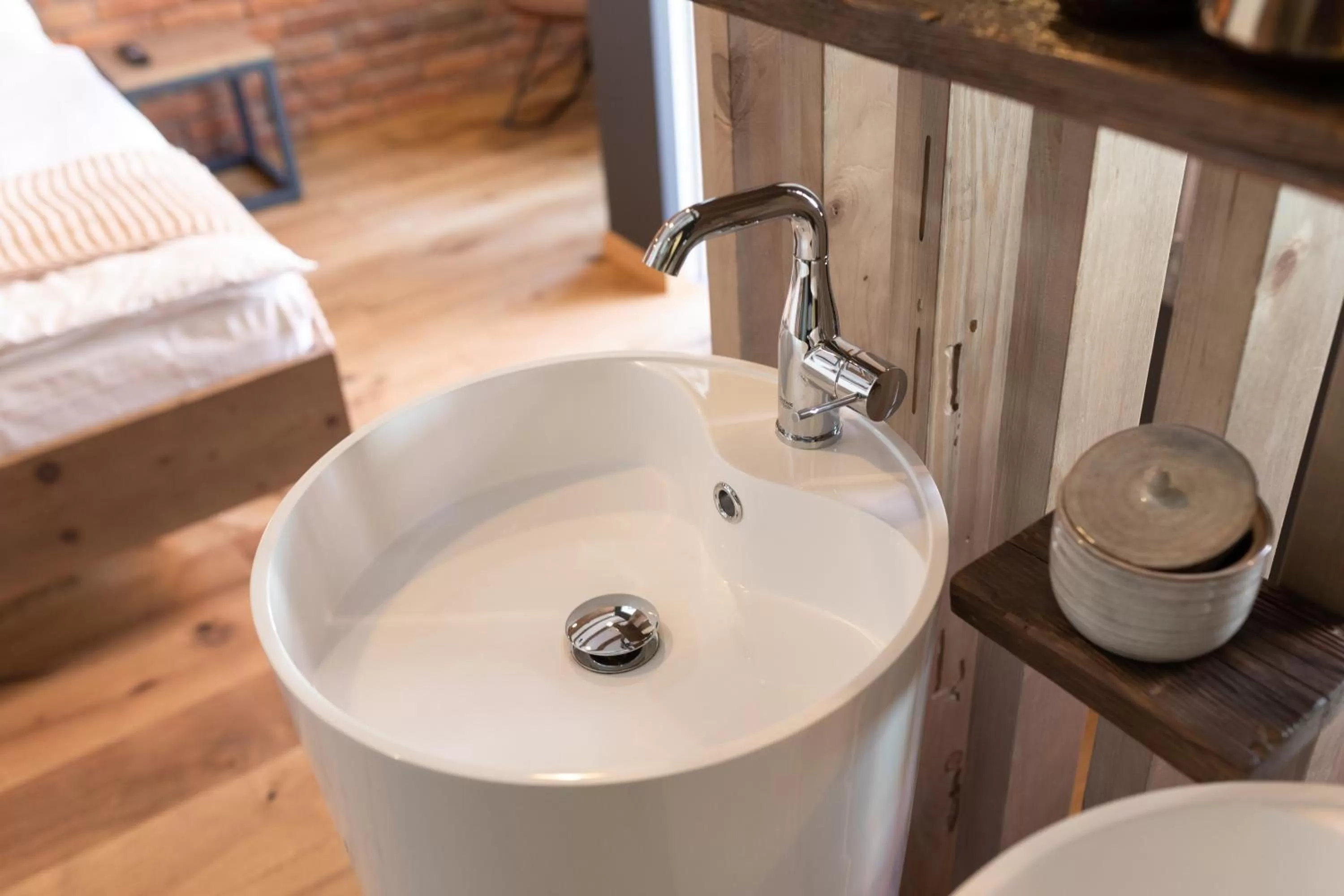 Bathroom in Gentry11 Rooms&More