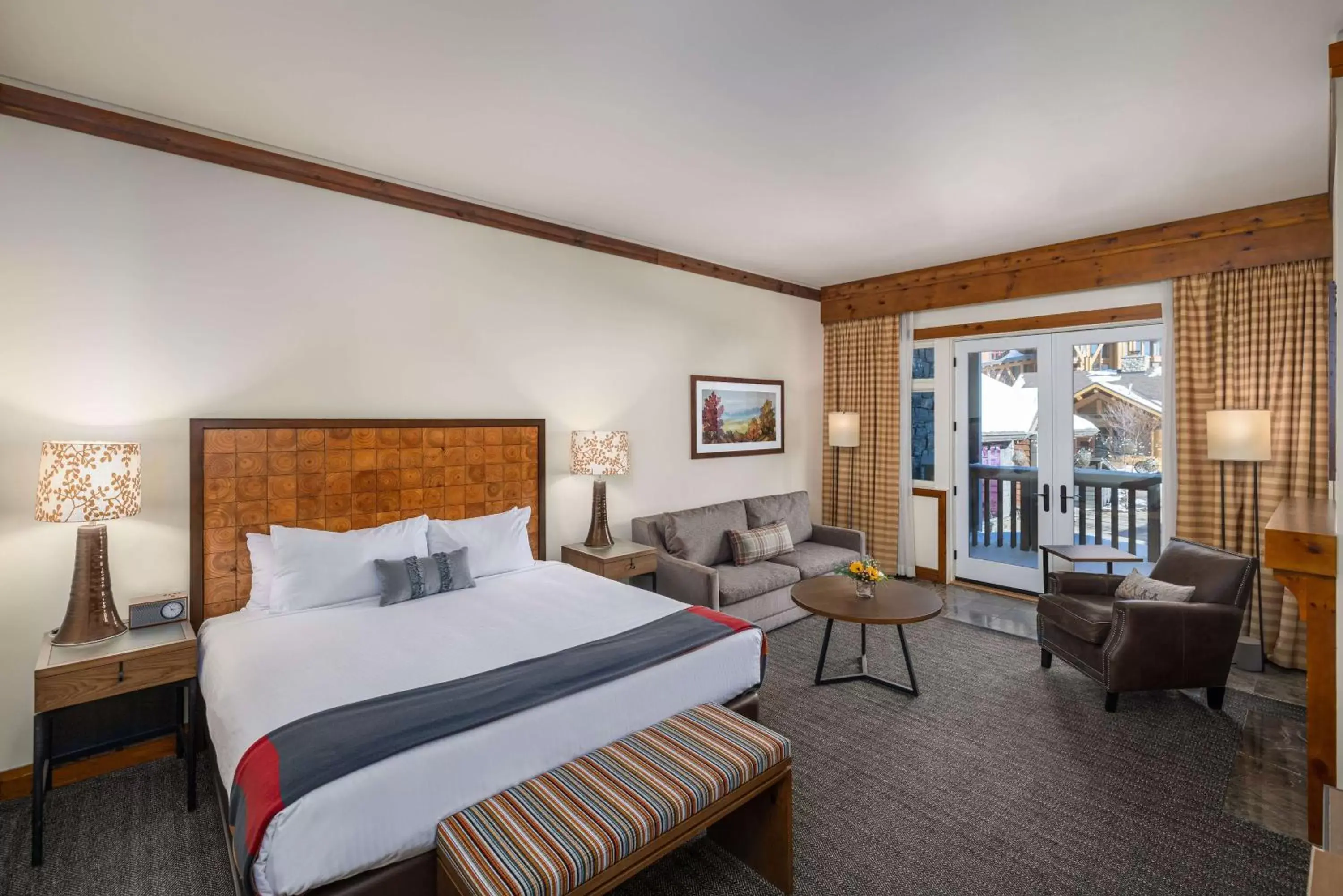 Bedroom, Bed in The Lodge at Spruce Peak, a Destination by Hyatt Residence