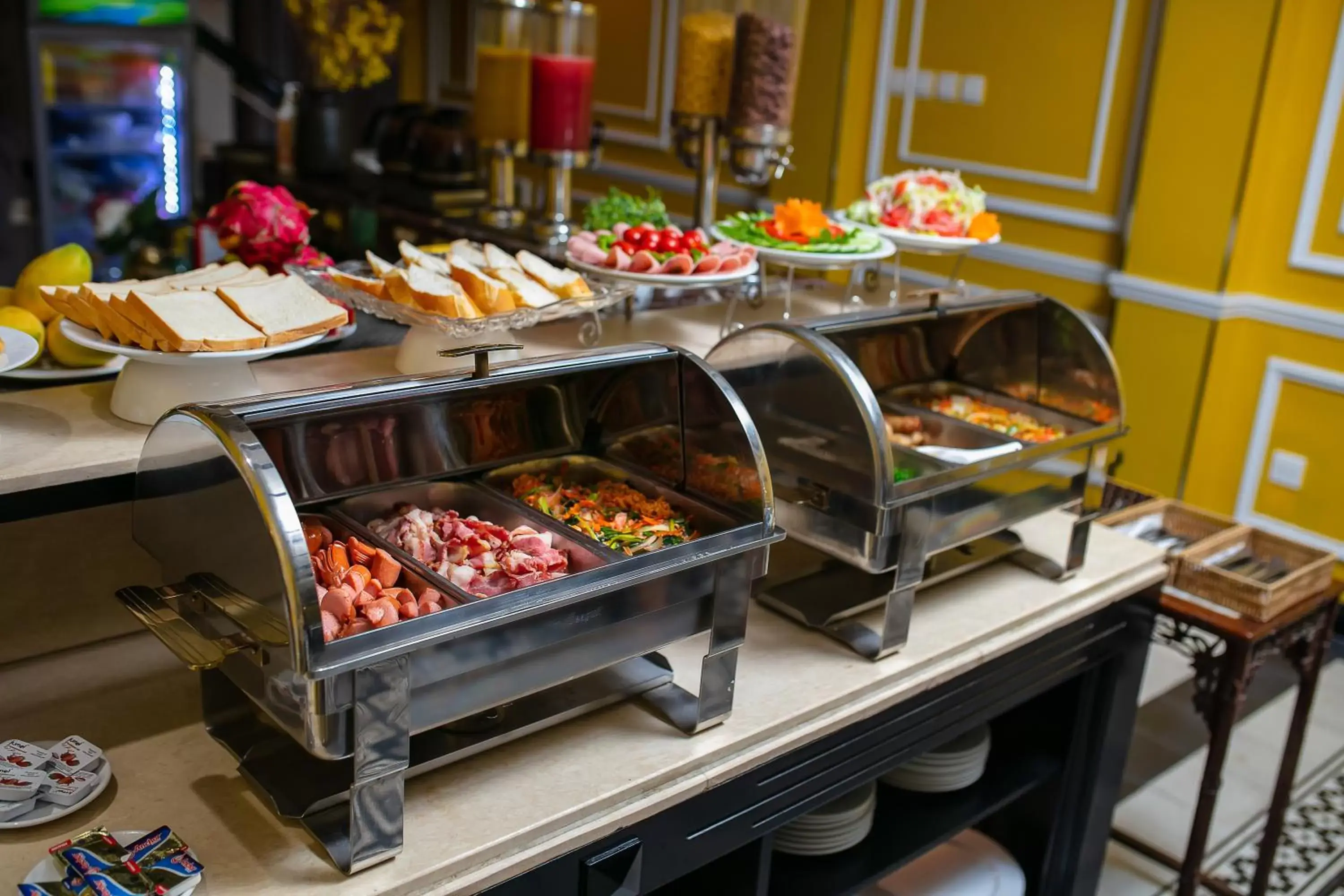 Food and drinks in Lavender Central Hotel & Spa Hanoi Food and drinks in Lavender Central Hotel & Spa Hanoi